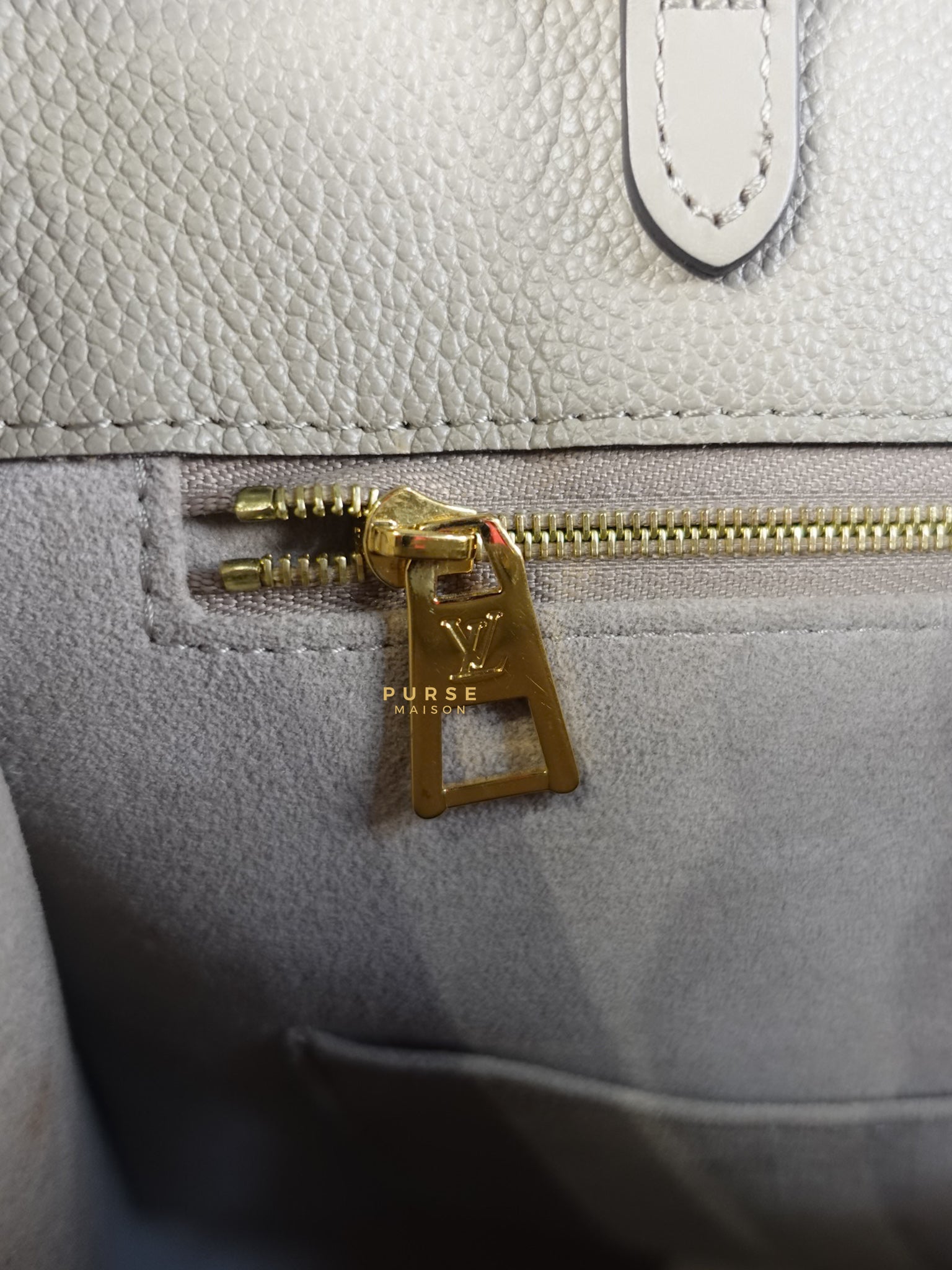 OnTheGo MM Tourterelle Empreinte Leather | Purse Maison Luxury Bags Shop