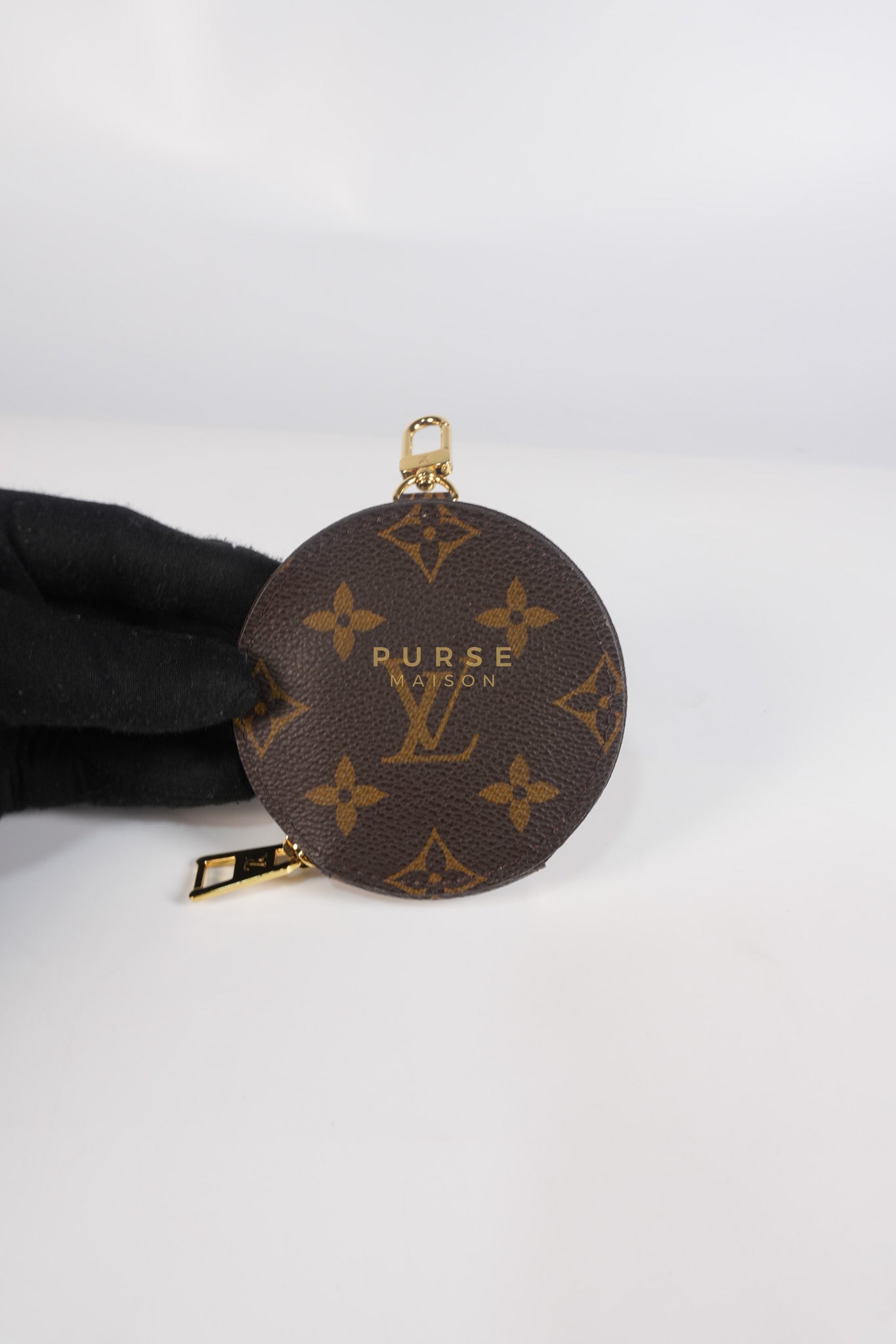 OnTheGo (OTG) East West in Reverse Monogram Canvas & Gold Hardware Microchip | Purse Maison Luxury Bags Shop