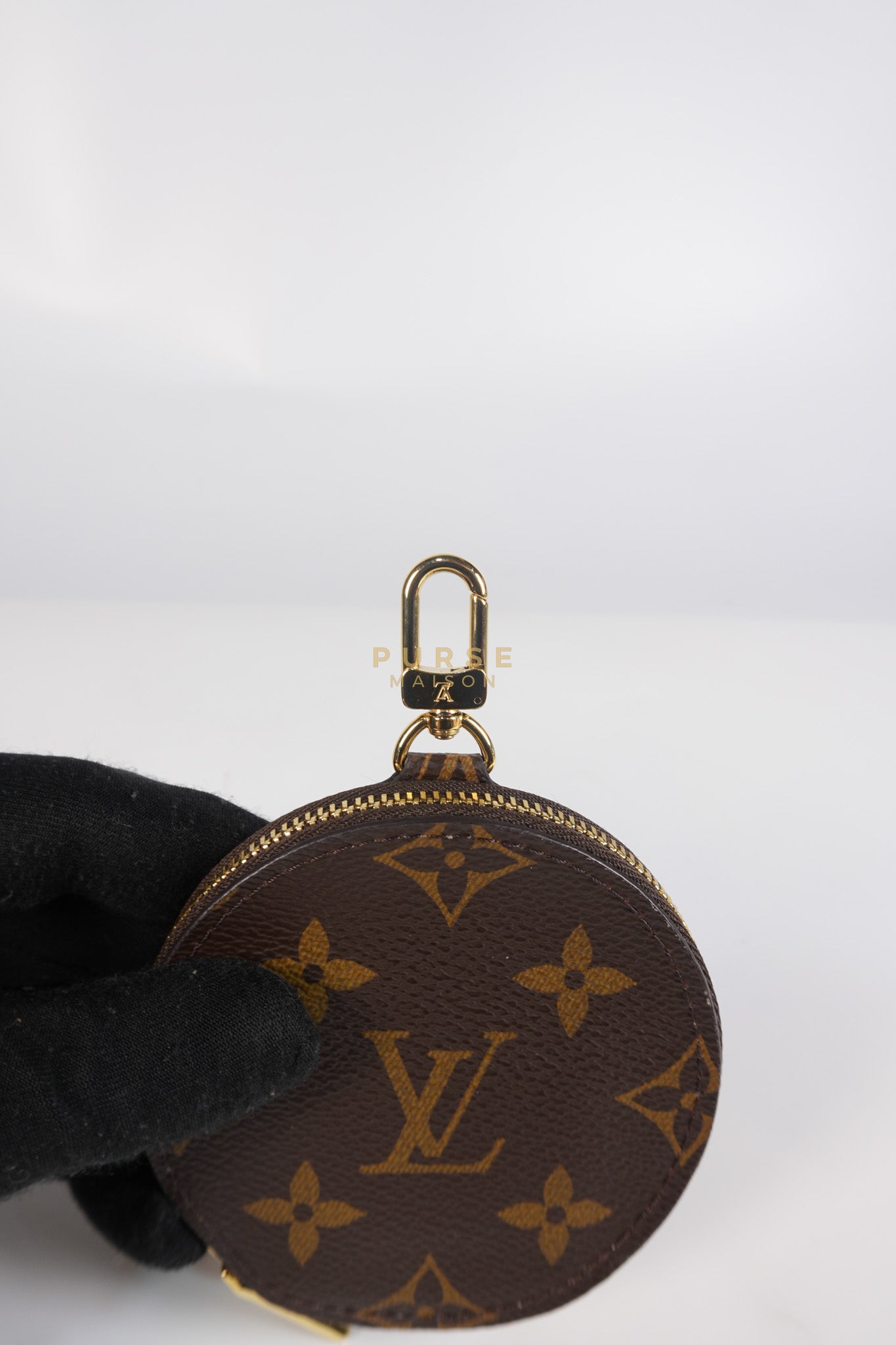 OnTheGo (OTG) East West in Reverse Monogram Canvas & Gold Hardware Microchip | Purse Maison Luxury Bags Shop