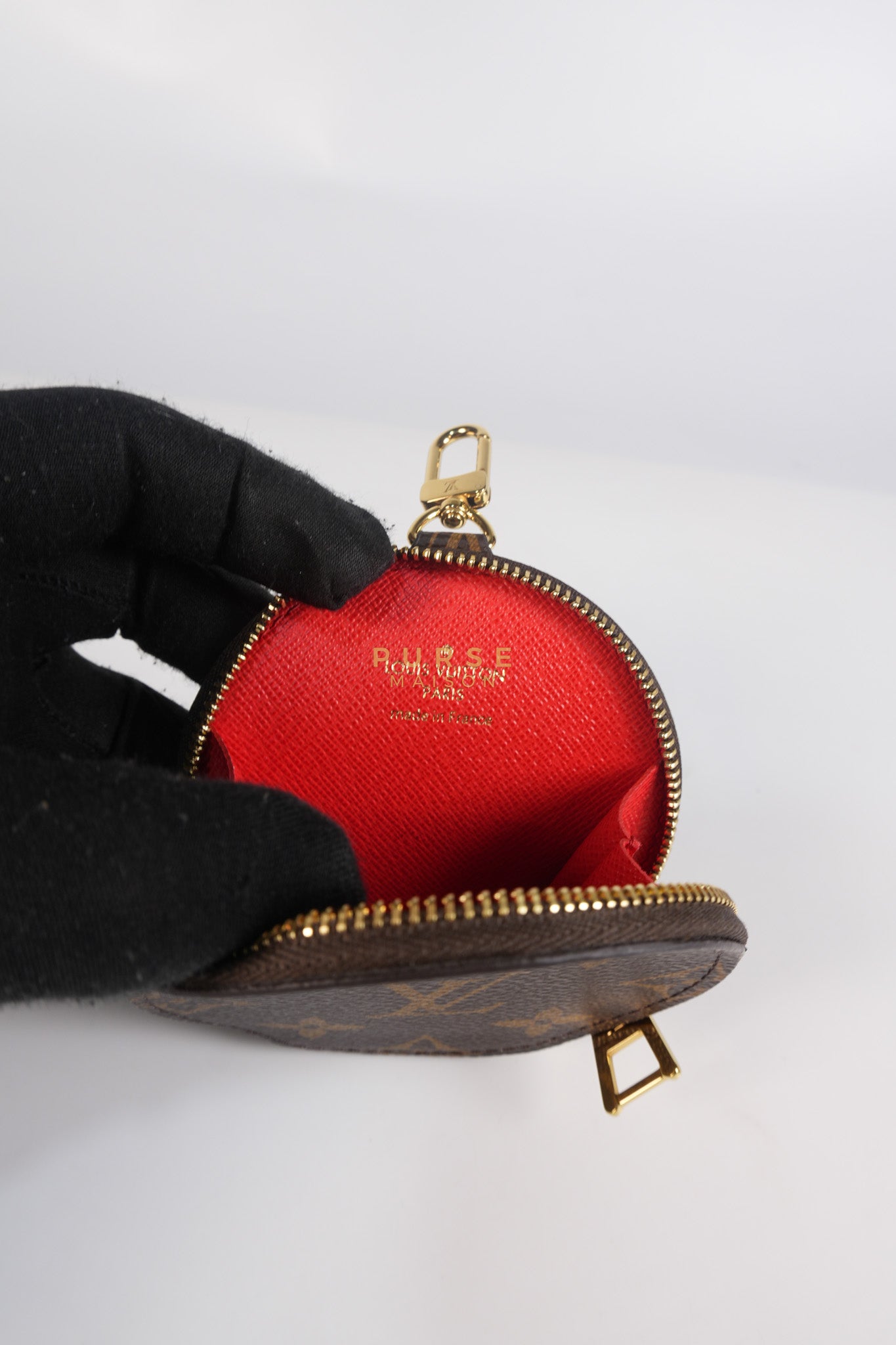 OnTheGo (OTG) East West in Reverse Monogram Canvas & Gold Hardware Microchip | Purse Maison Luxury Bags Shop