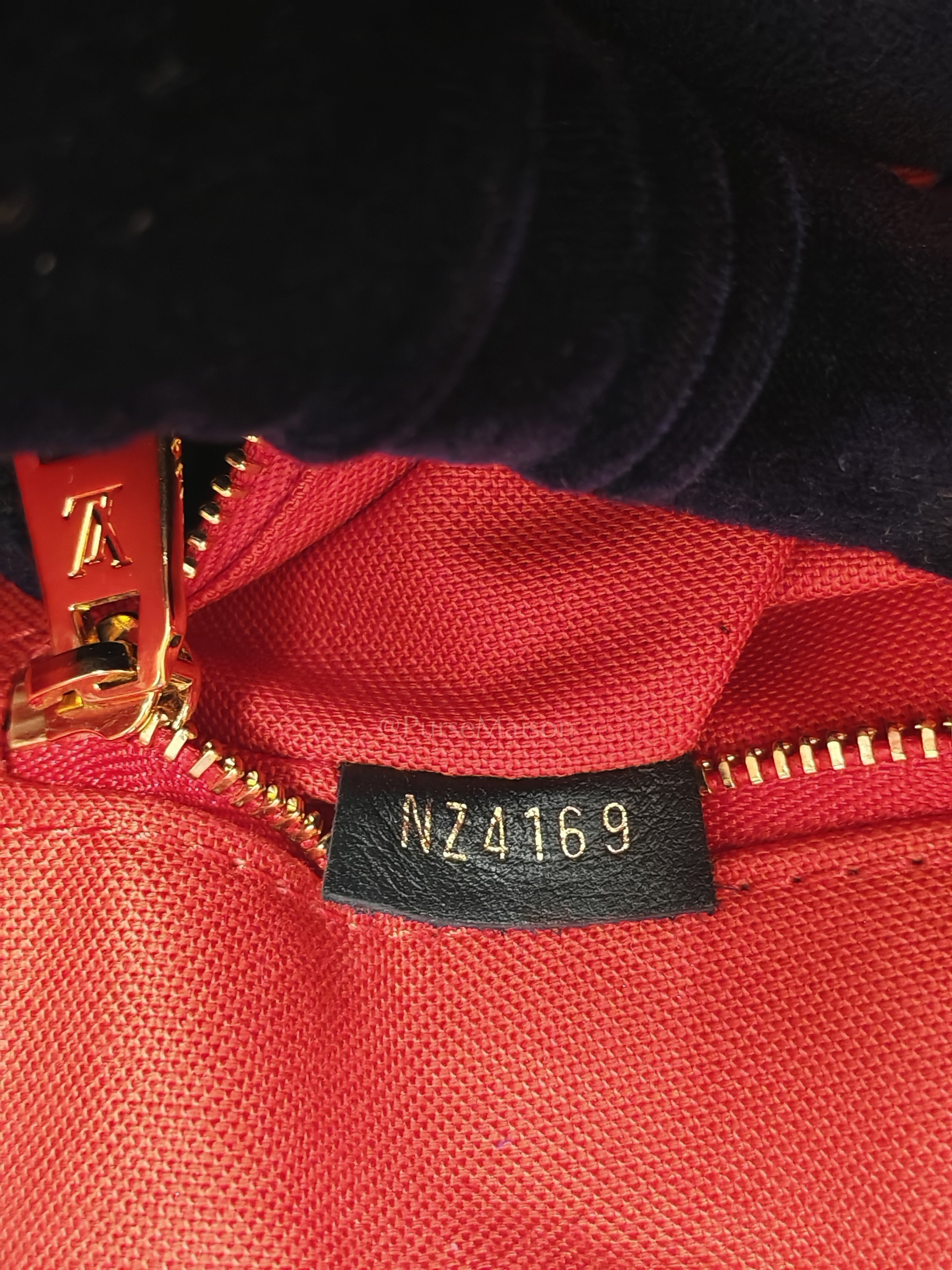 OnTheGo (OTG) GM in Reserve Monogram Canvas & Gold Hardware (DateCode: NZ4169) | Purse Maison Luxury Bags Shop