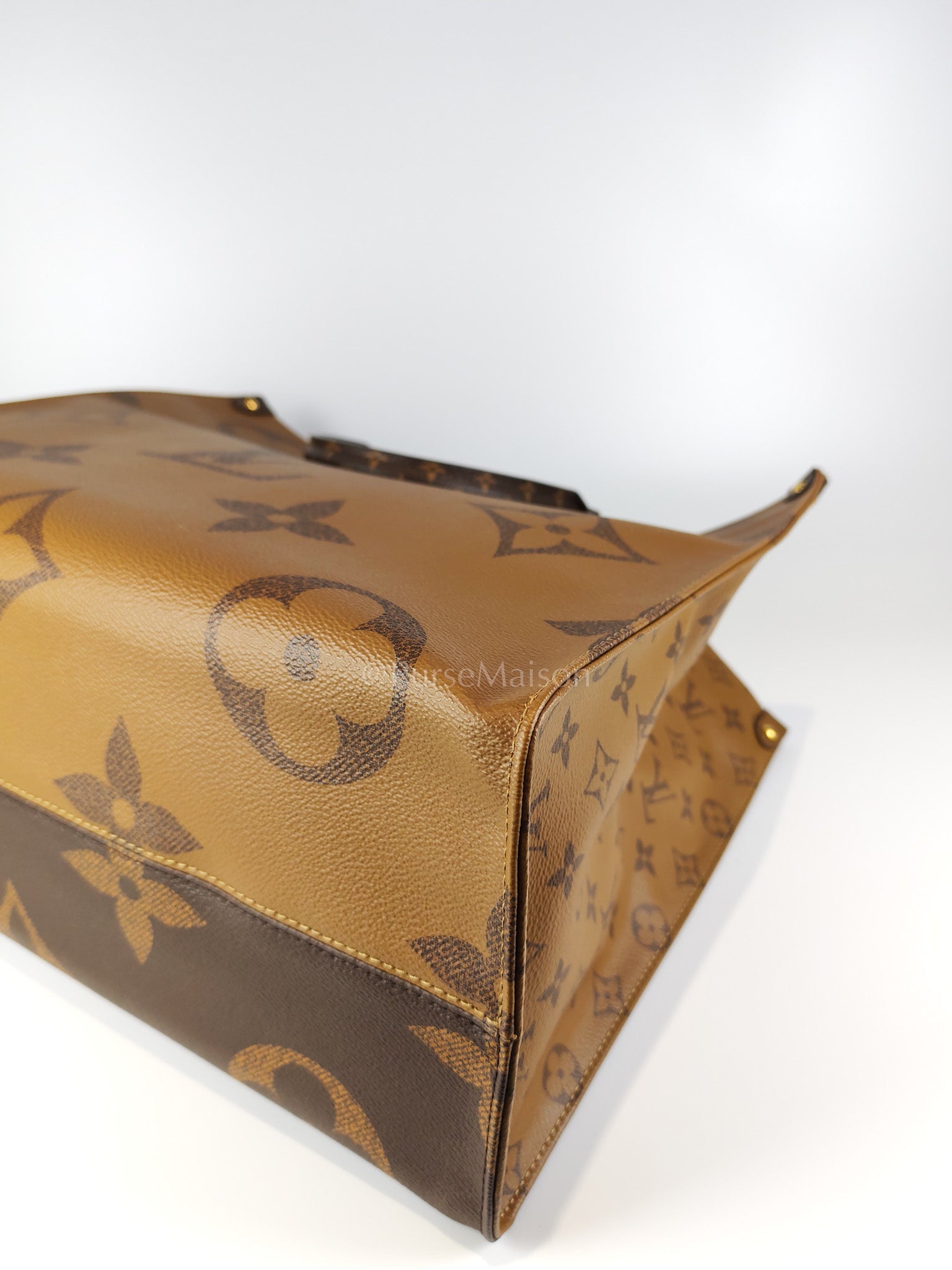 OnTheGo (OTG) GM In Reverse Monogram Canvas Tote Bag (Date Code: NZ3169) | Purse Maison Luxury Bags Shop