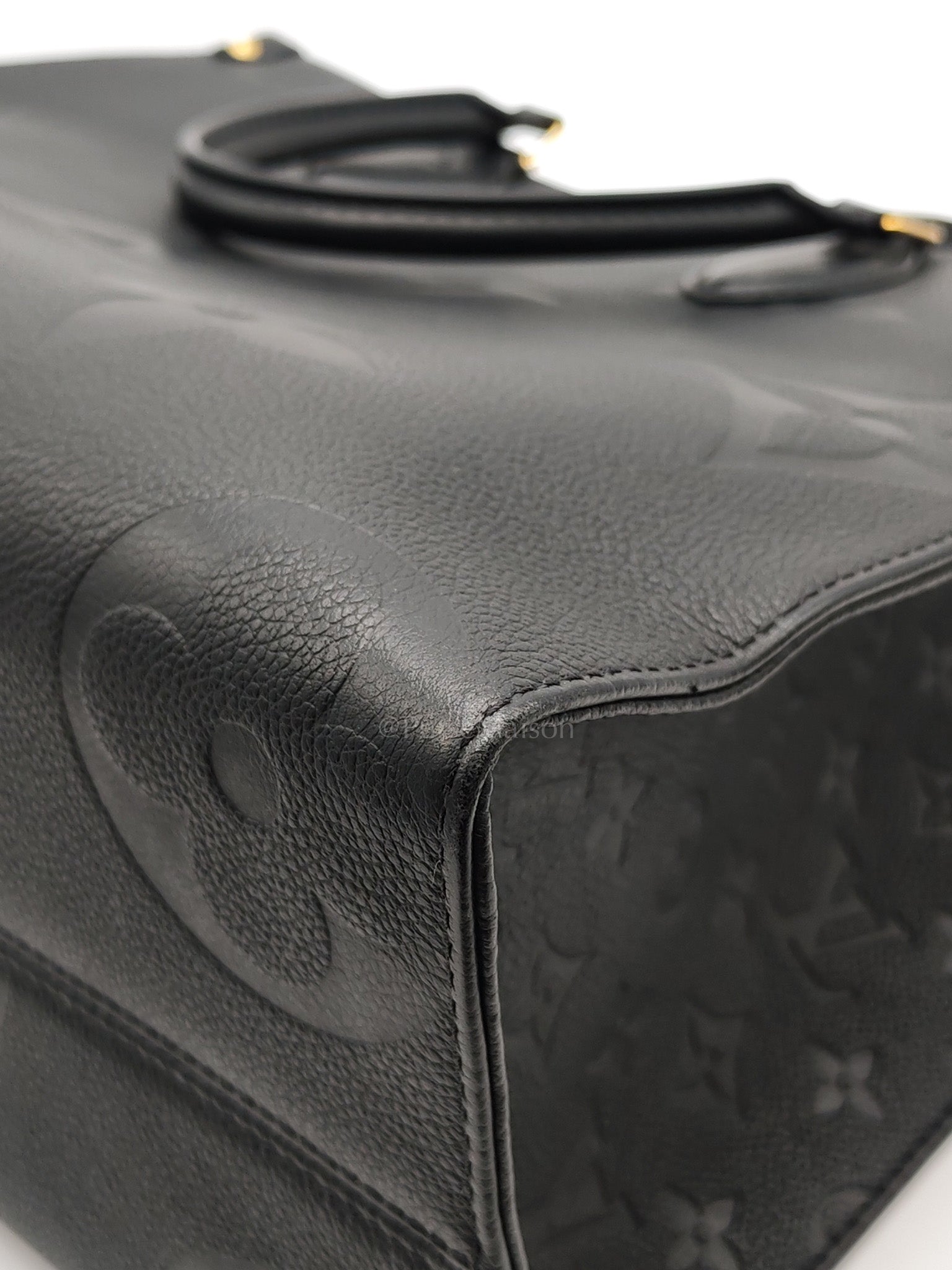 OnTheGo (OTG) MM in Black Empreinte Leather Tote Bag (Microchip) | Purse Maison Luxury Bags Shop