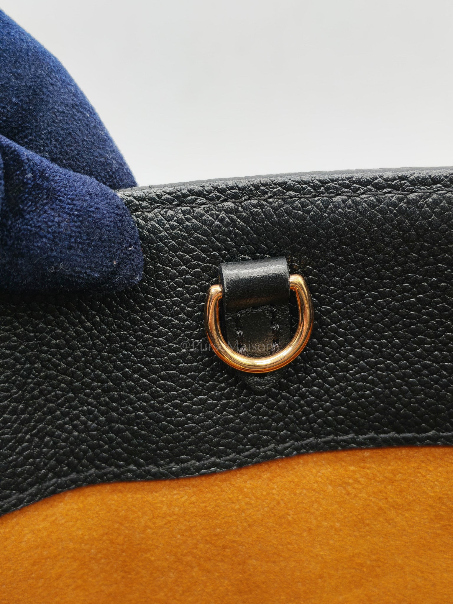 OnTheGo (OTG) MM in Black Monogram Empreinte Leather & Gold Hardware Microchip | Purse Maison Luxury Bags Shop