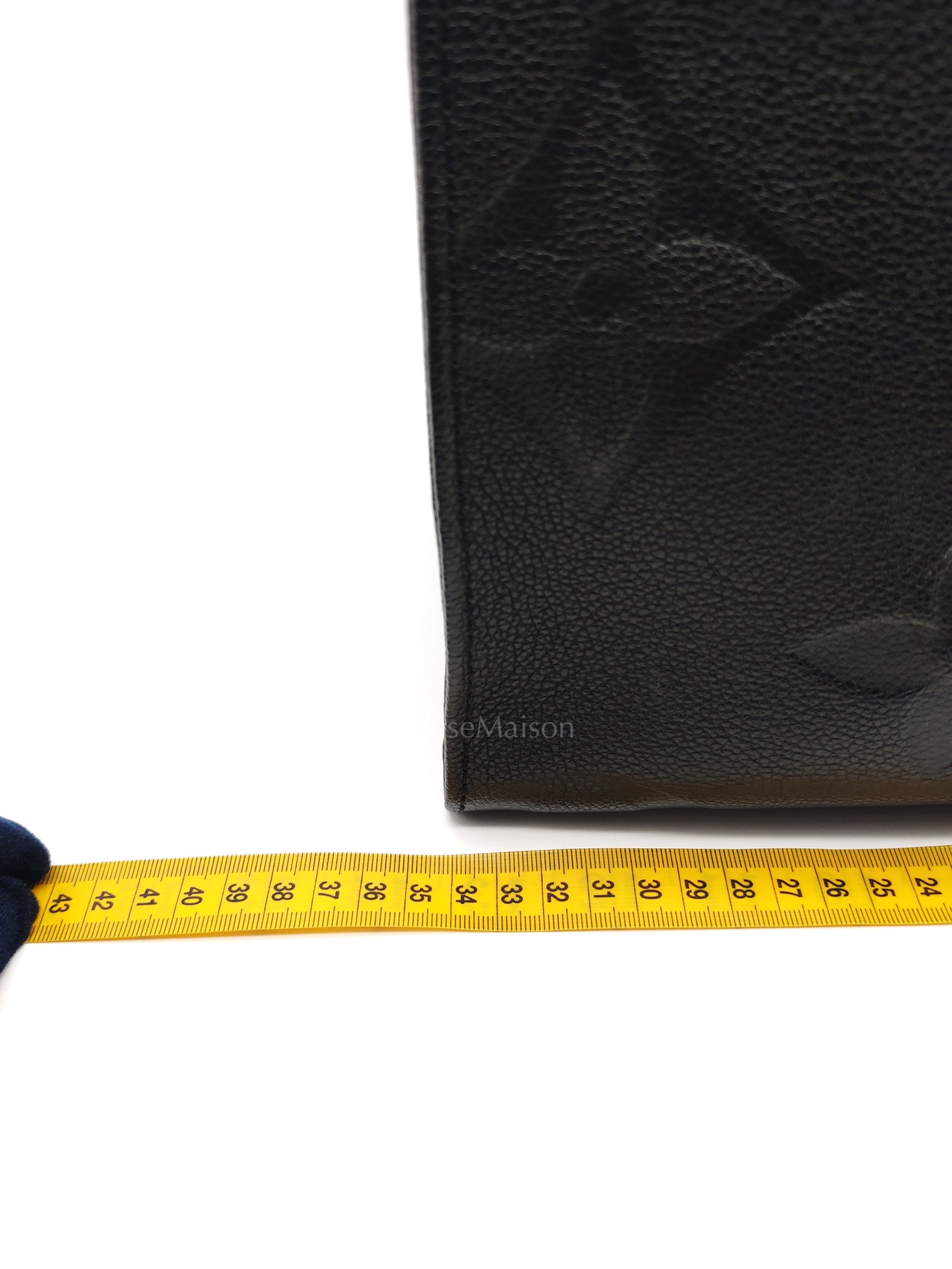 OnTheGo (OTG) MM in Black Monogram Empreinte Leather & Gold Hardware Microchip | Purse Maison Luxury Bags Shop