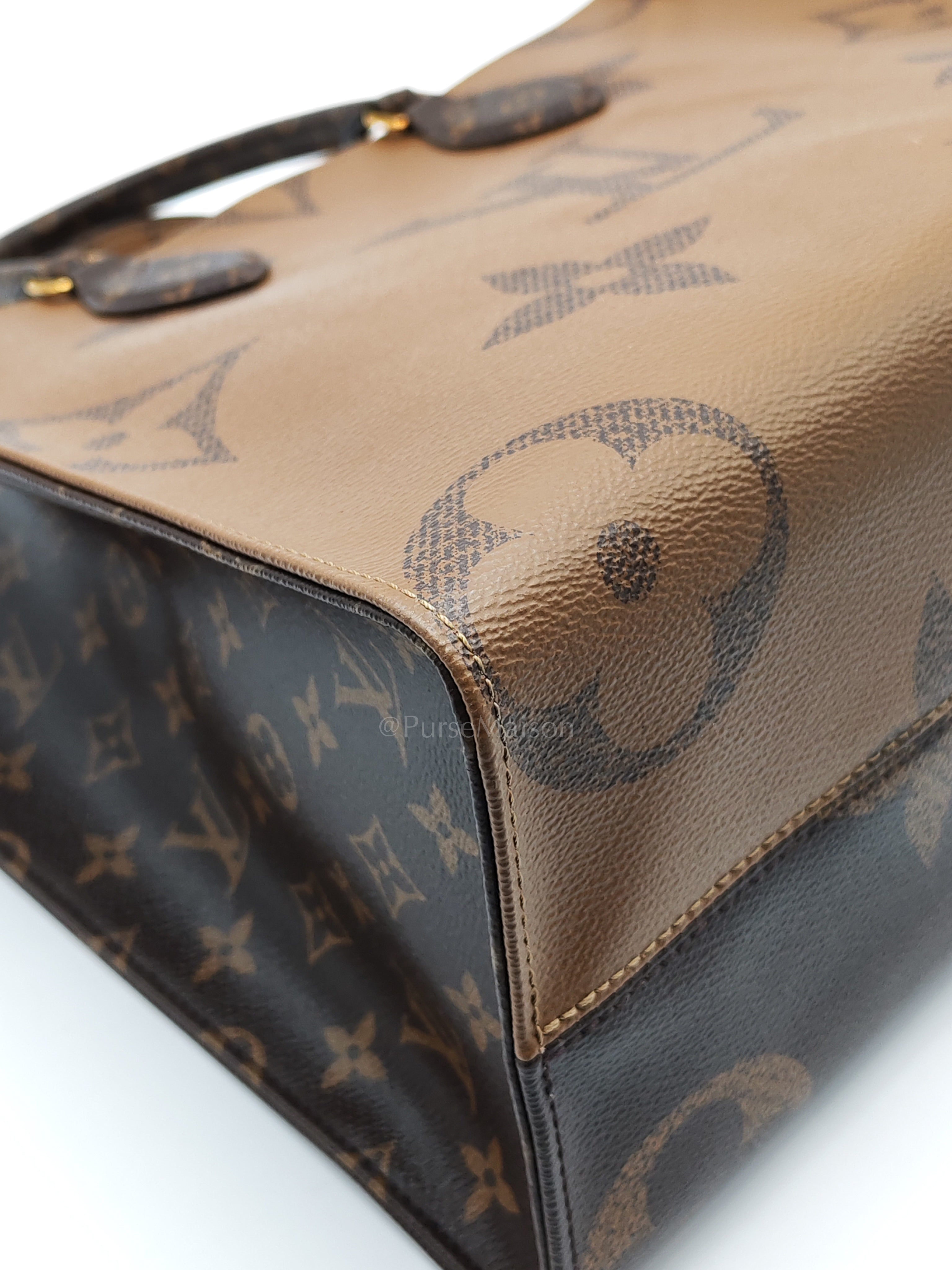 OnTheGo (OTG) MM in Reverse Monogram Canvas and Gold Hardware Microchip | Purse Maison Luxury Bags Shop