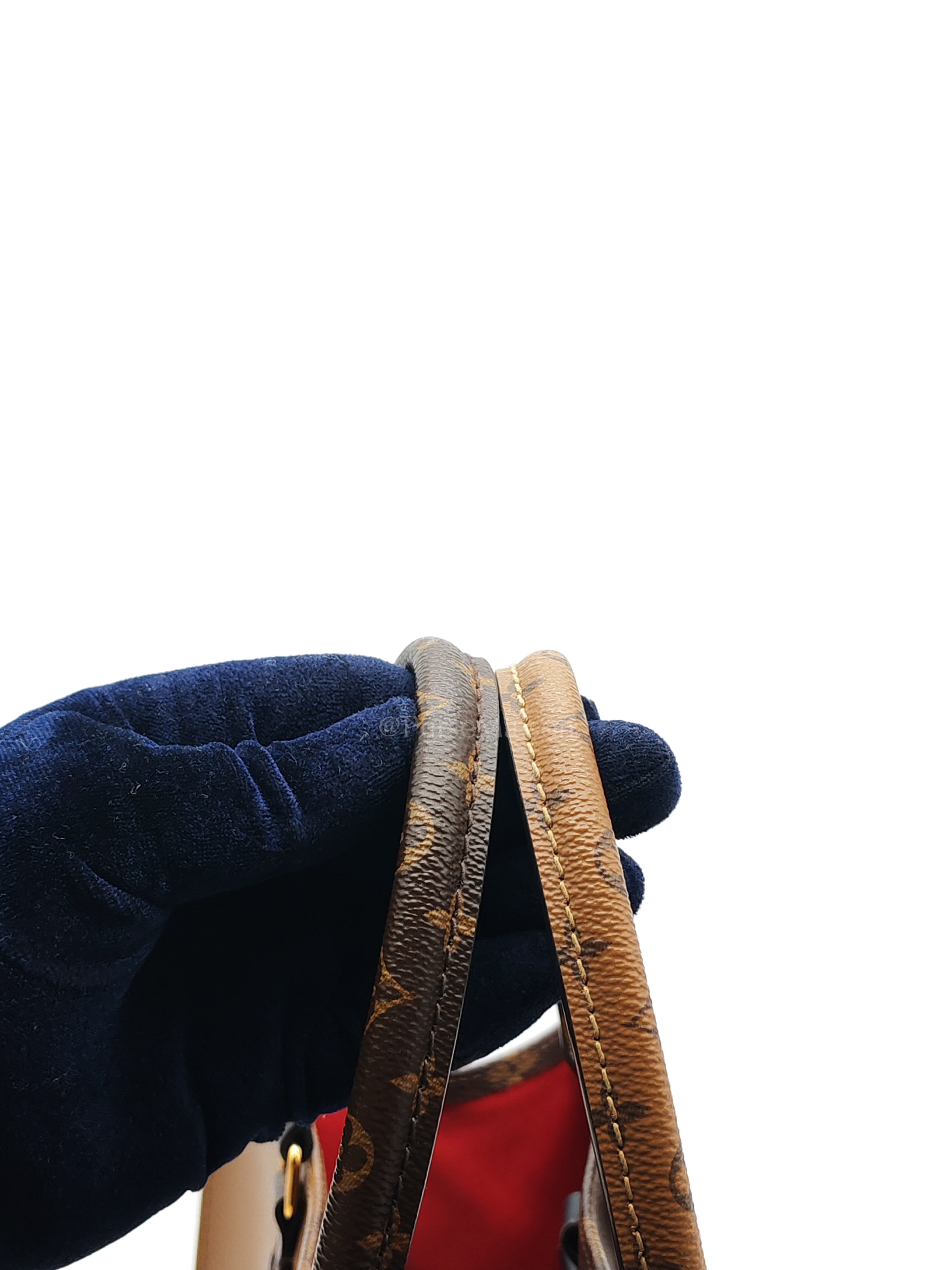 OnTheGo (OTG) MM in Reverse Monogram Canvas and Gold Hardware Microchip | Purse Maison Luxury Bags Shop