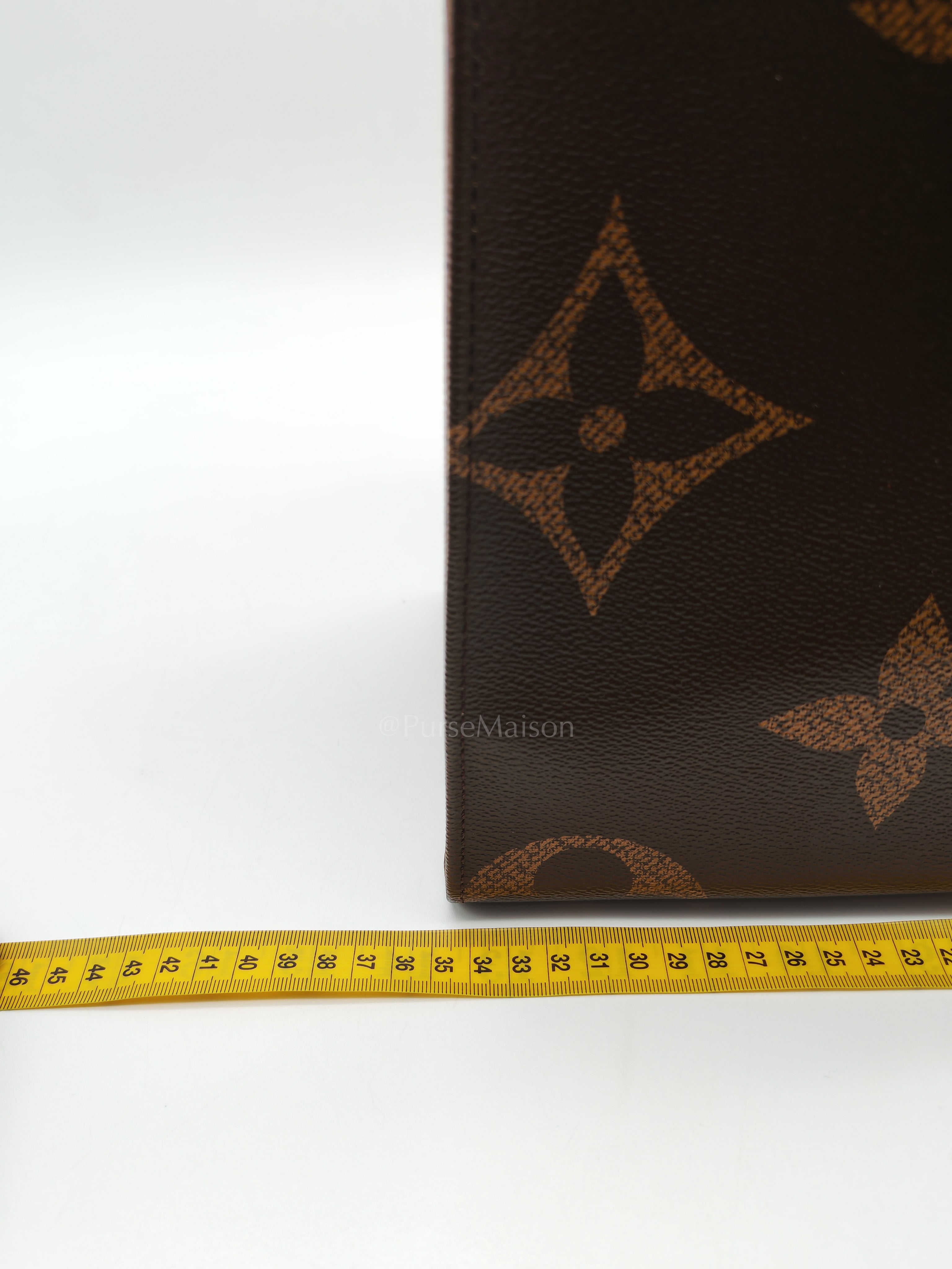 OnTheGo (OTG) MM in Reverse Monogram Canvas and Gold Hardware Microchip | Purse Maison Luxury Bags Shop