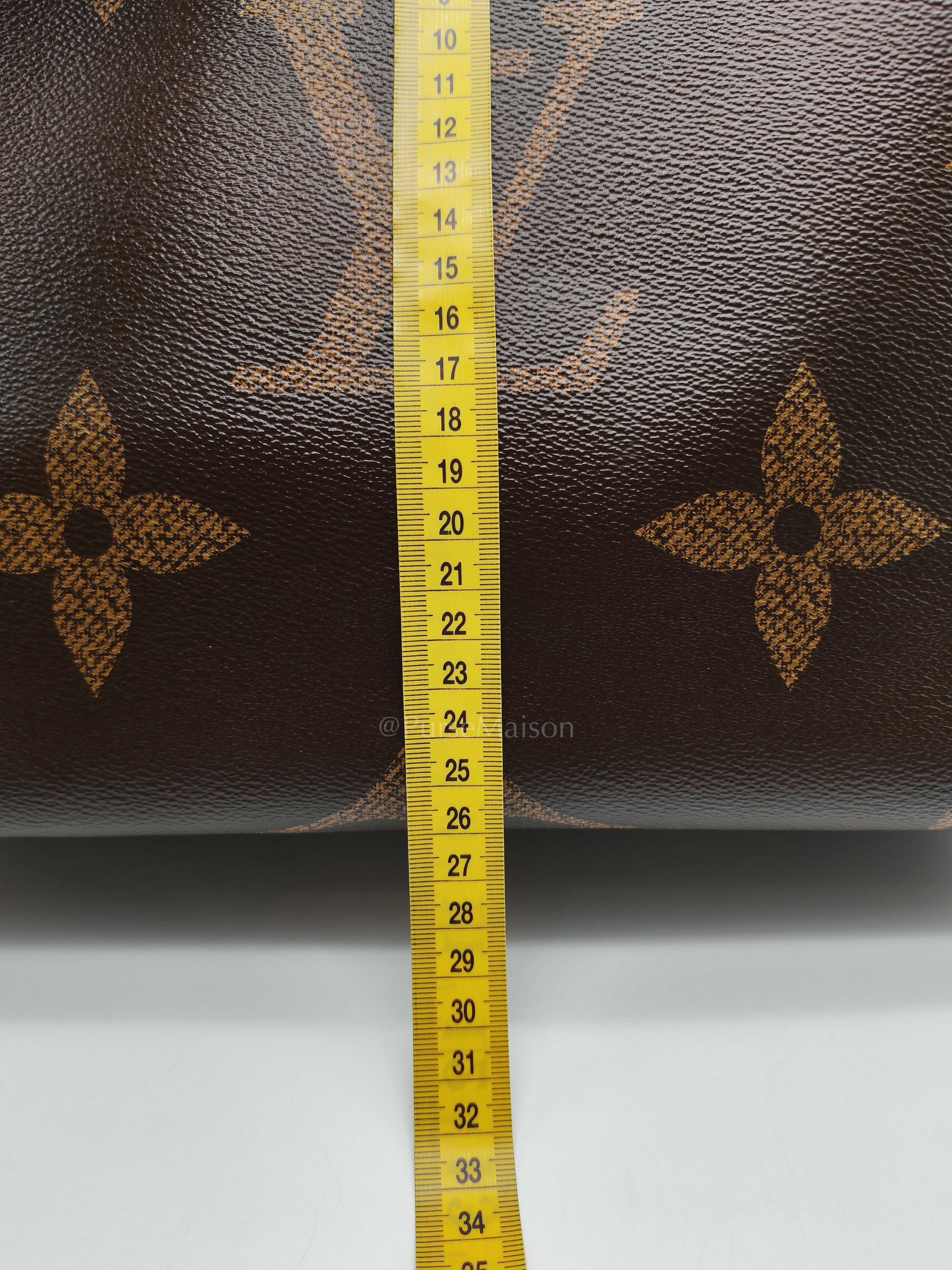 OnTheGo (OTG) MM in Reverse Monogram Canvas and Gold Hardware Microchip | Purse Maison Luxury Bags Shop