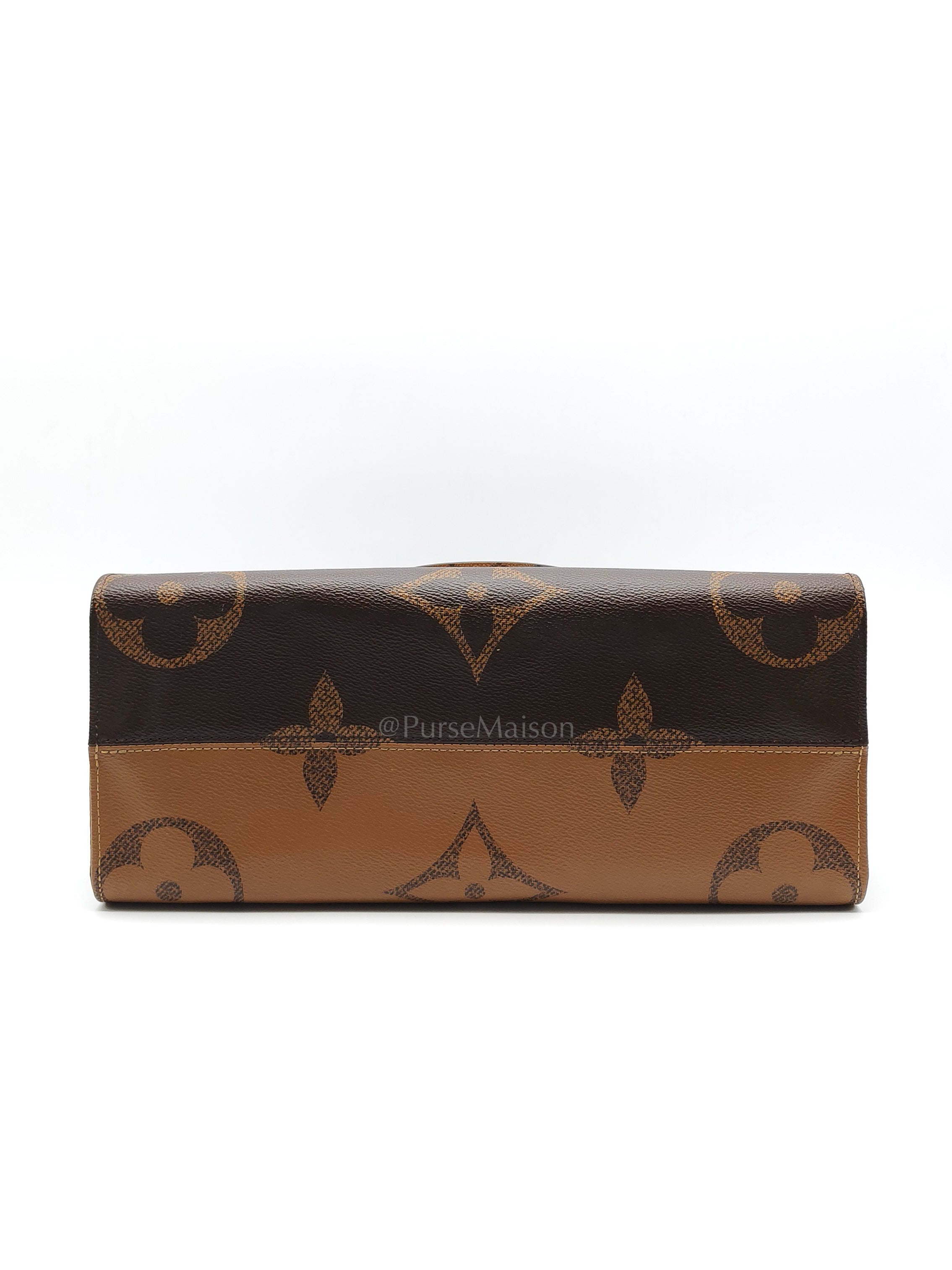 OnTheGo (OTG) MM in Reverse Monogram Canvas and Gold Hardware Microchip | Purse Maison Luxury Bags Shop