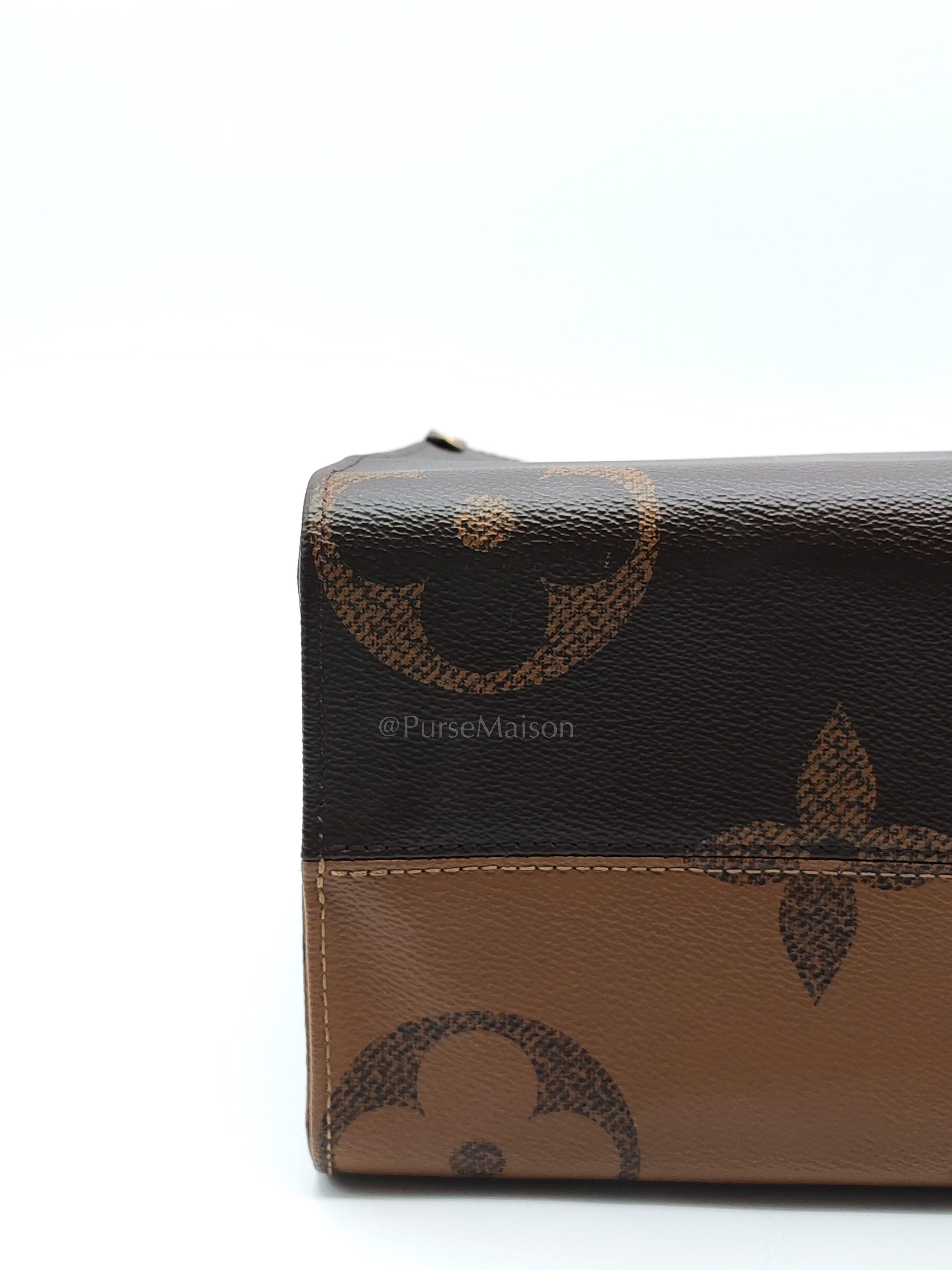 OnTheGo (OTG) MM in Reverse Monogram Canvas and Gold Hardware Microchip | Purse Maison Luxury Bags Shop