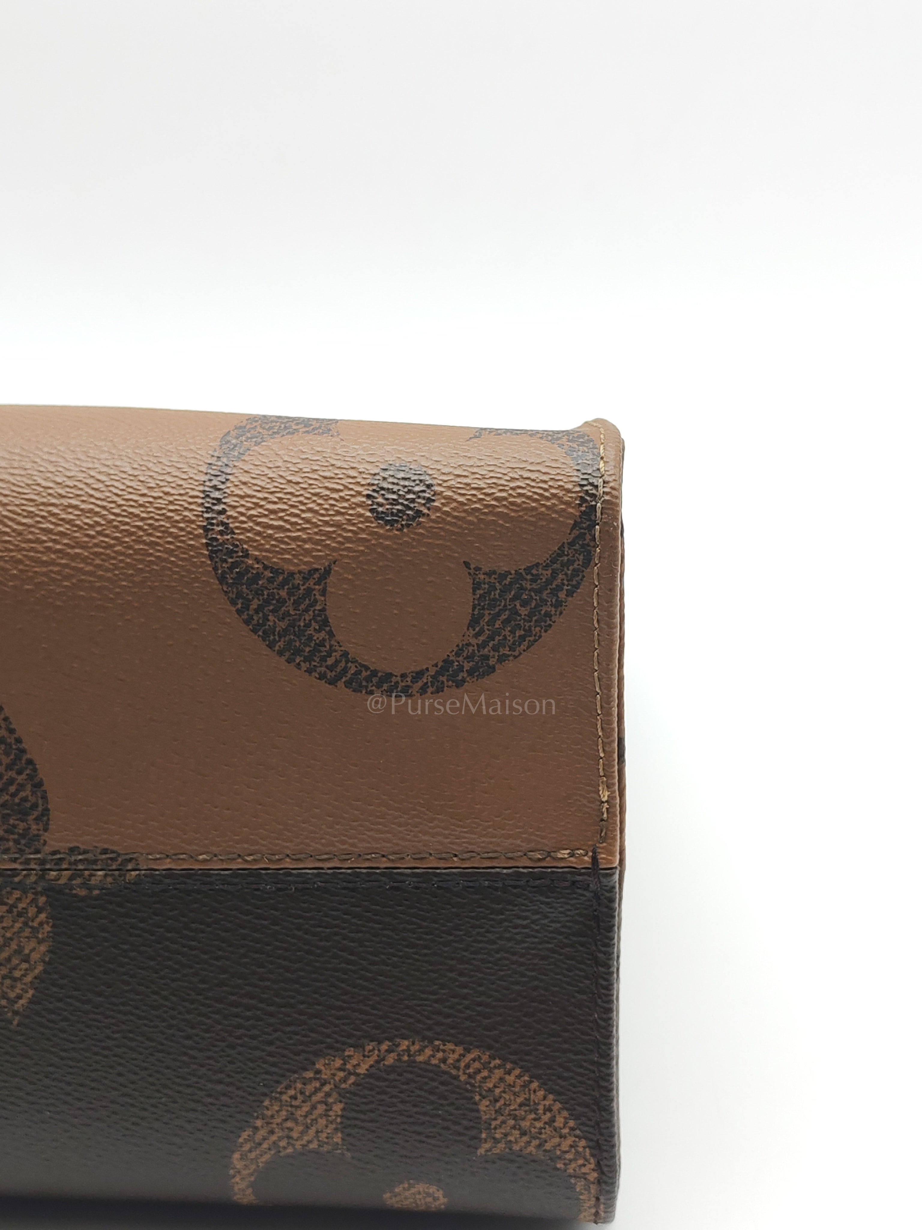 OnTheGo (OTG) MM in Reverse Monogram Canvas & Gold Hardware Microchip | Purse Maison Luxury Bags Shop