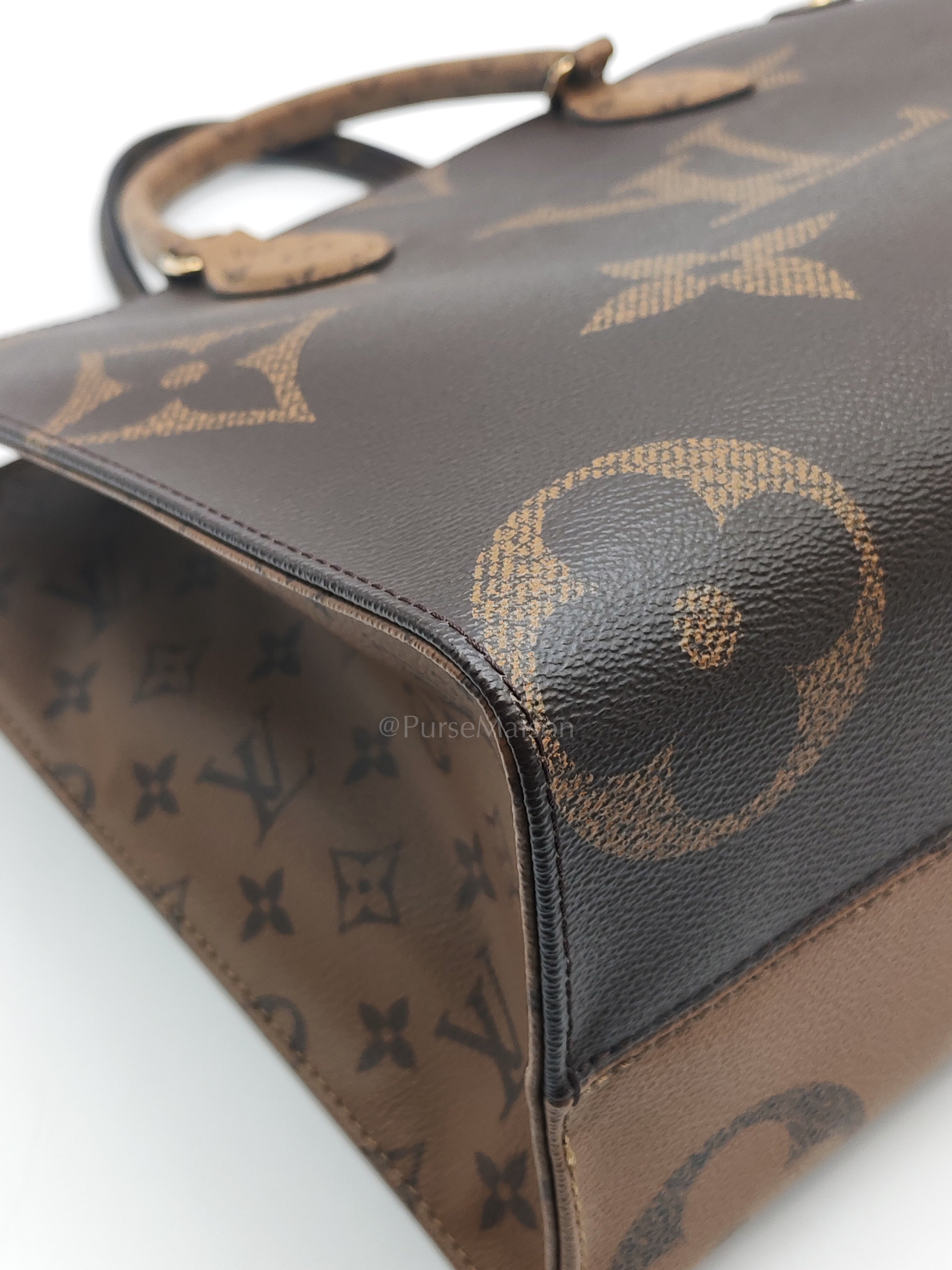 OnTheGo (OTG) MM in Reverse Monogram Canvas & Gold Hardware Microchip | Purse Maison Luxury Bags Shop