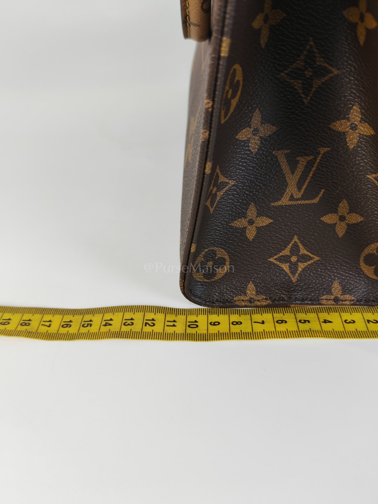 OnTheGo PM (OTG) in Reverse Monogram Canvas (Microchip) | Purse Maison Luxury Bags Shop