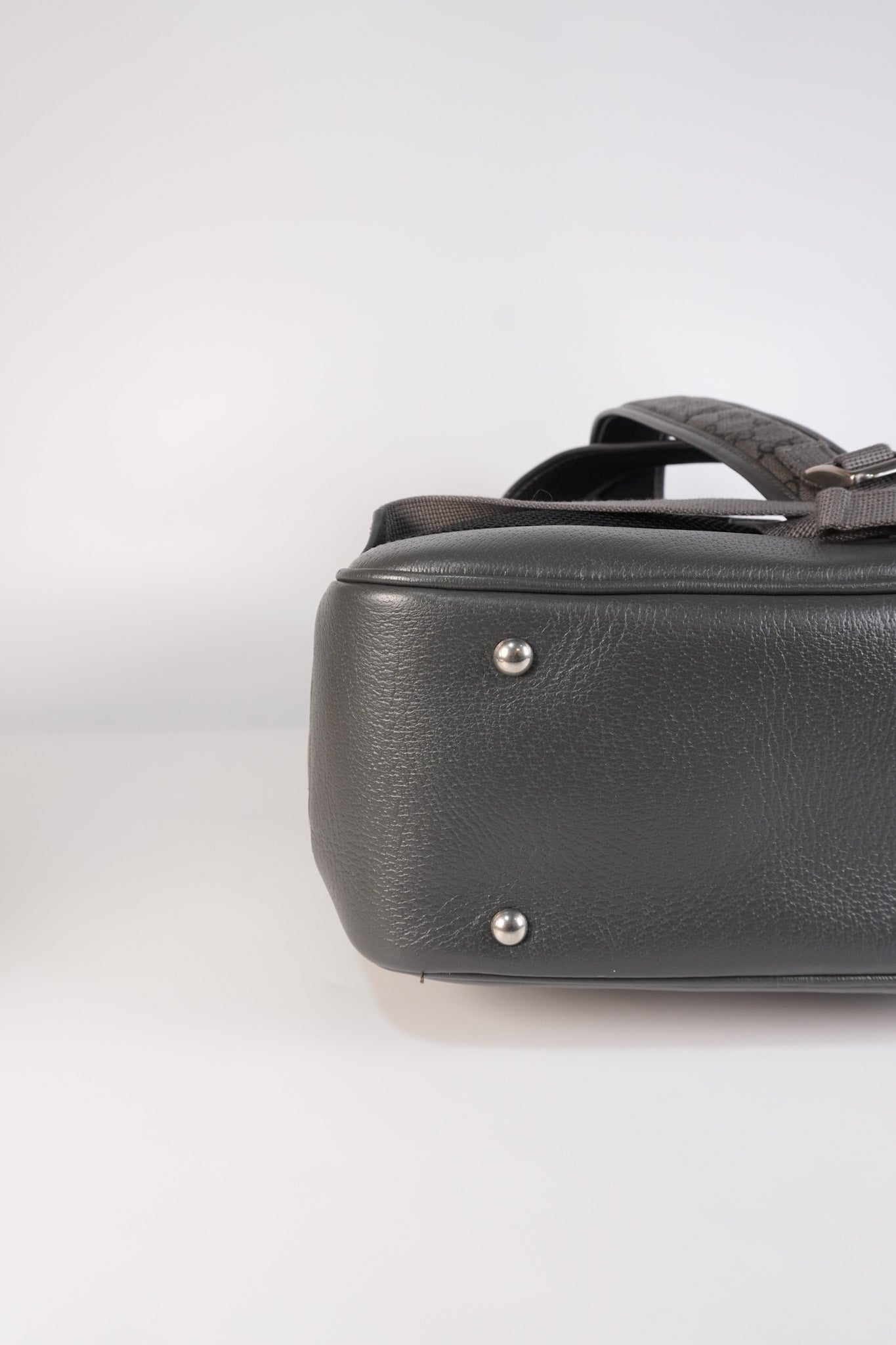 Ophidia GG Backpack Medium in Grey GG Supreme Coated Canvas | Purse Maison Luxury Bags Shop