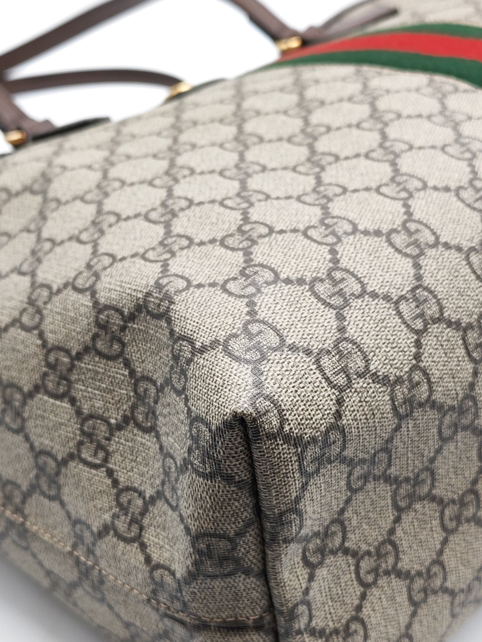 Ophidia Tote Bag in GG Supreme Canvas & Gold Hardware