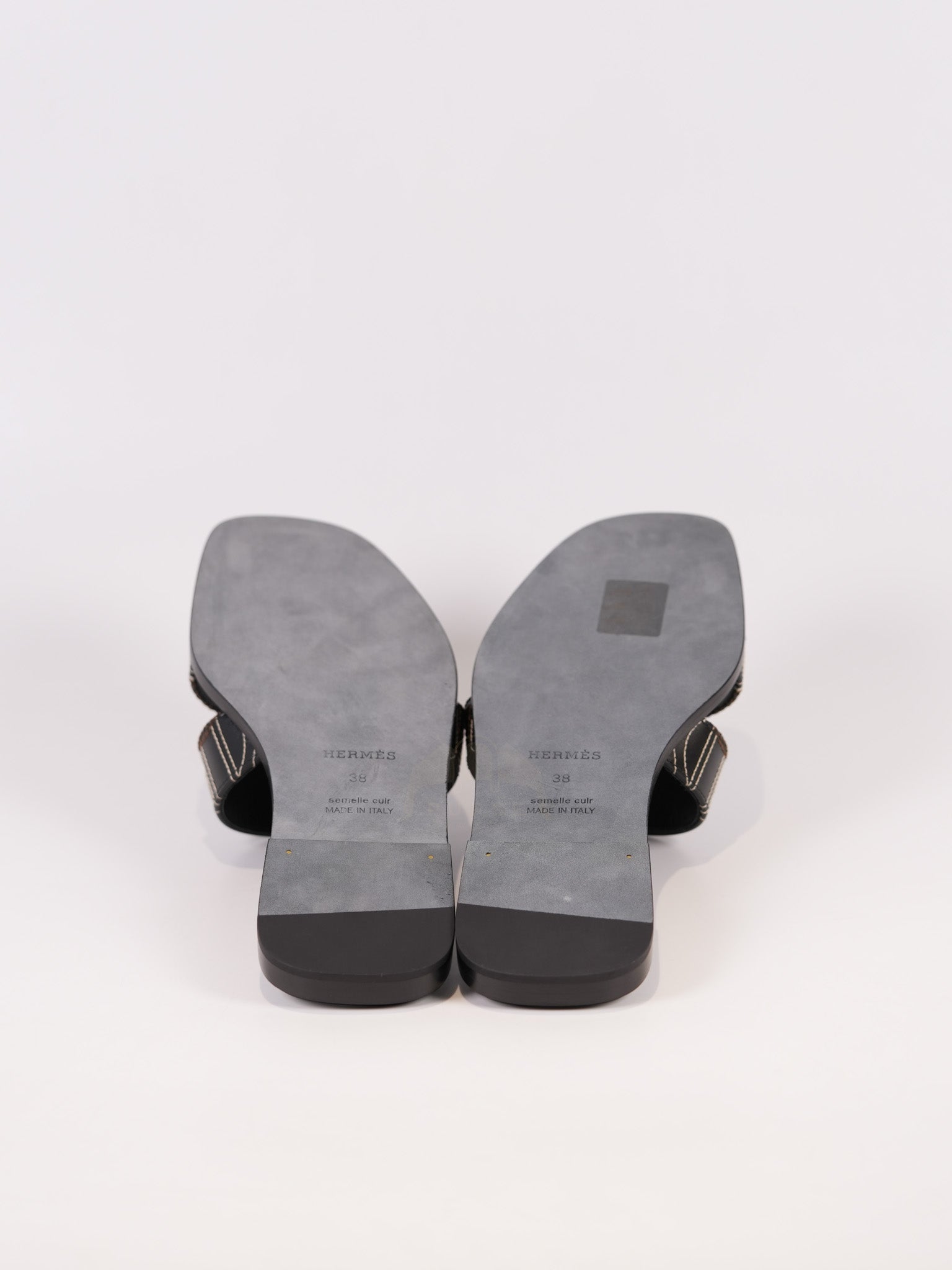 Oran in Black Panoplie Equestre Embroidered Calfskin Size 38EU (24cm) | Purse Maison Luxury Bags Shop