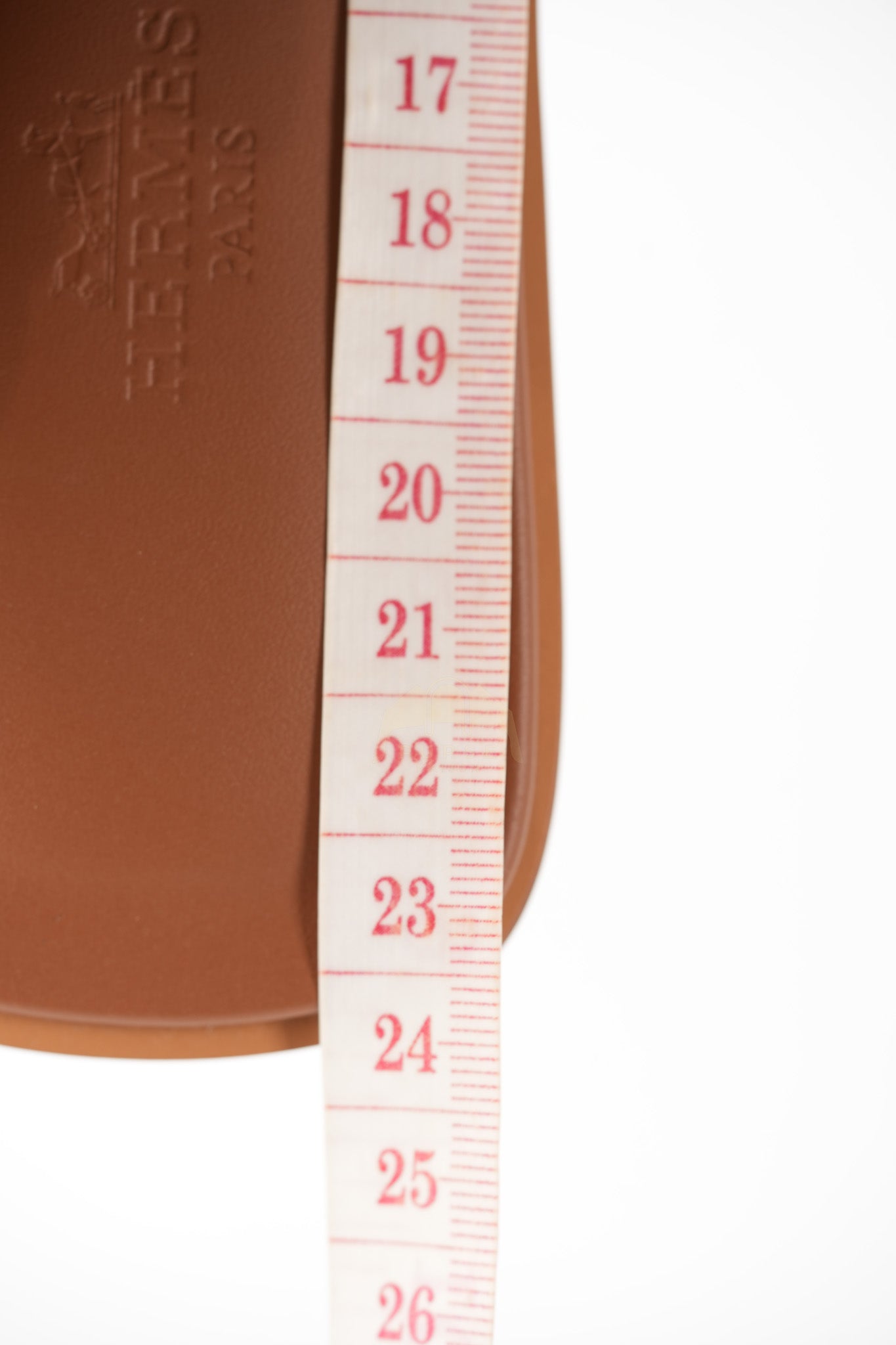 Oran in Gold Box Calfskin Leather Size 37 | Purse Maison Luxury Bags Shop