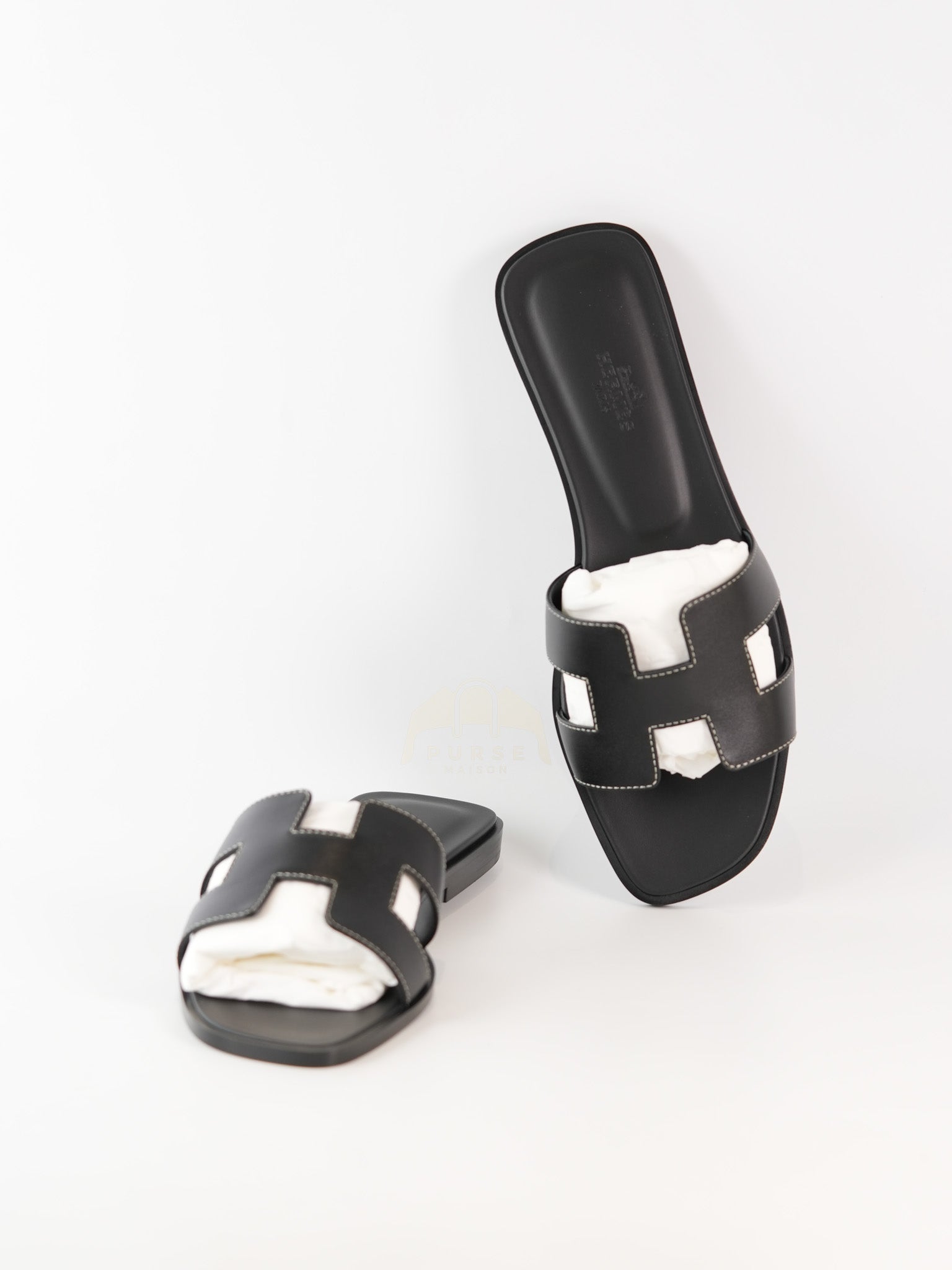 Oran in Noir/Black Box Calfskin Leather Size 37 | Purse Maison Luxury Bags Shop