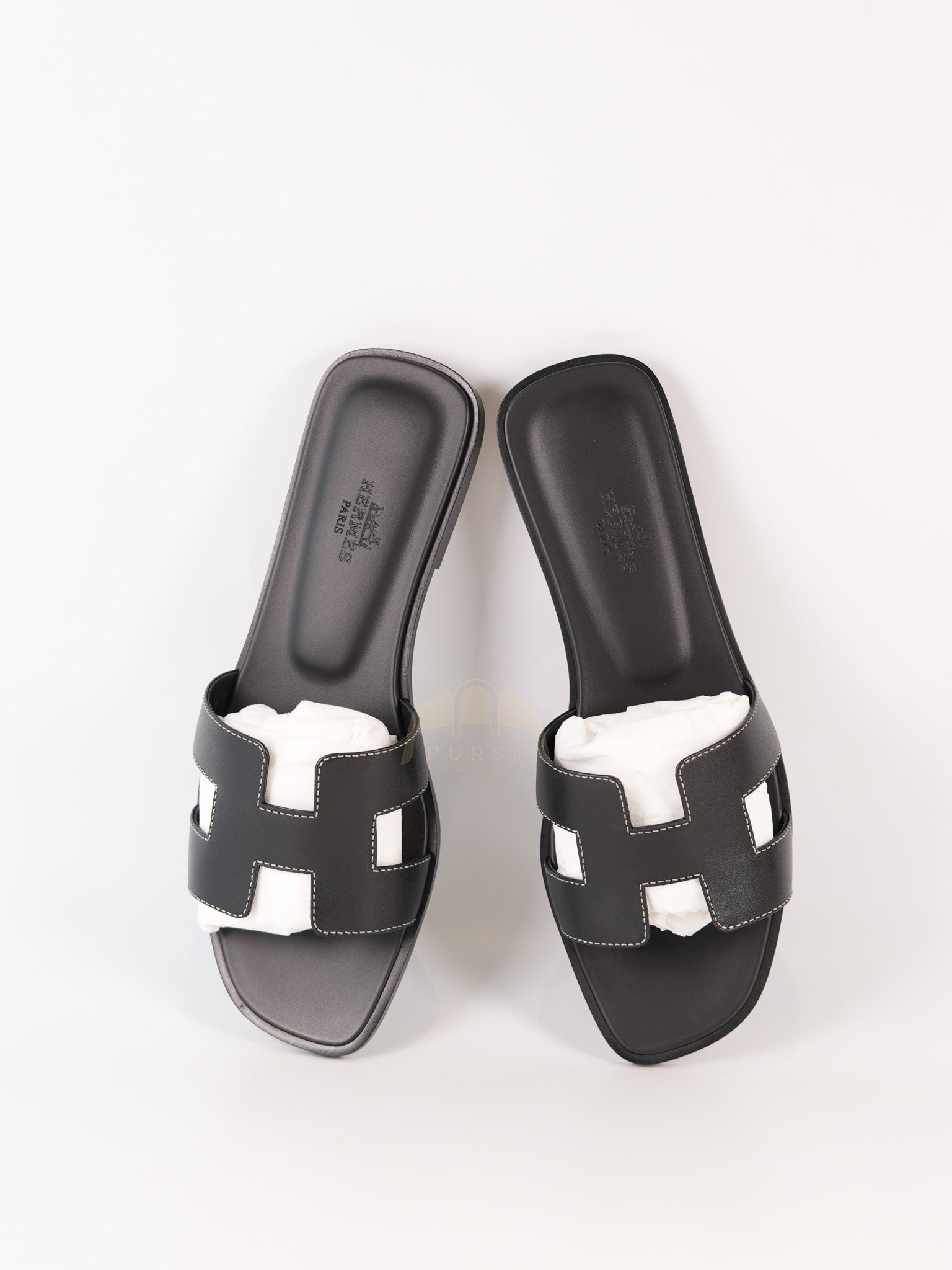 Oran in Noir/Black Box Calfskin Leather Size 37 | Purse Maison Luxury Bags Shop