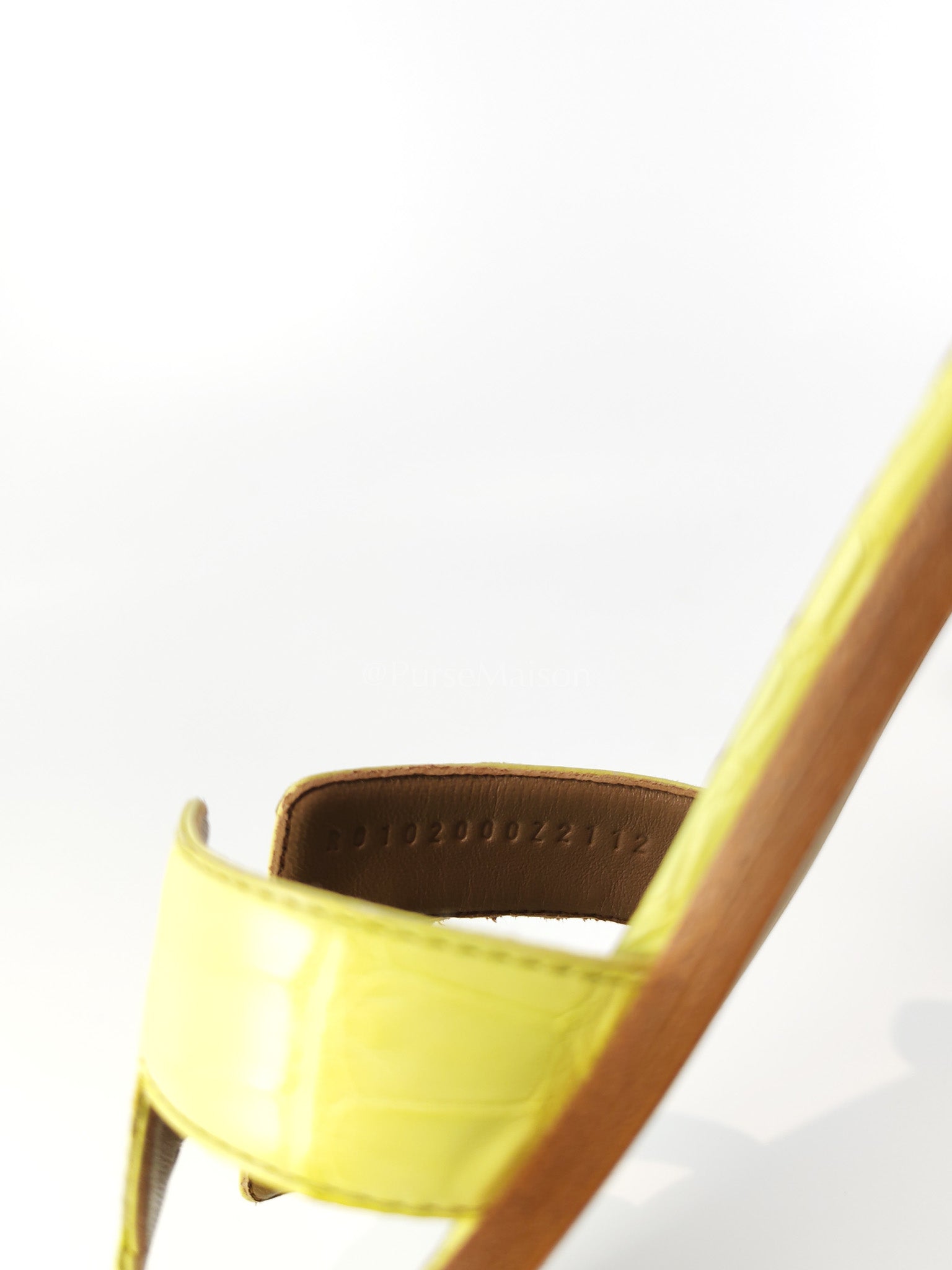 Oran Matte in Light Green Alligator Leather Sandals Size 36 EU (23cm) | Purse Maison Luxury Bags Shop