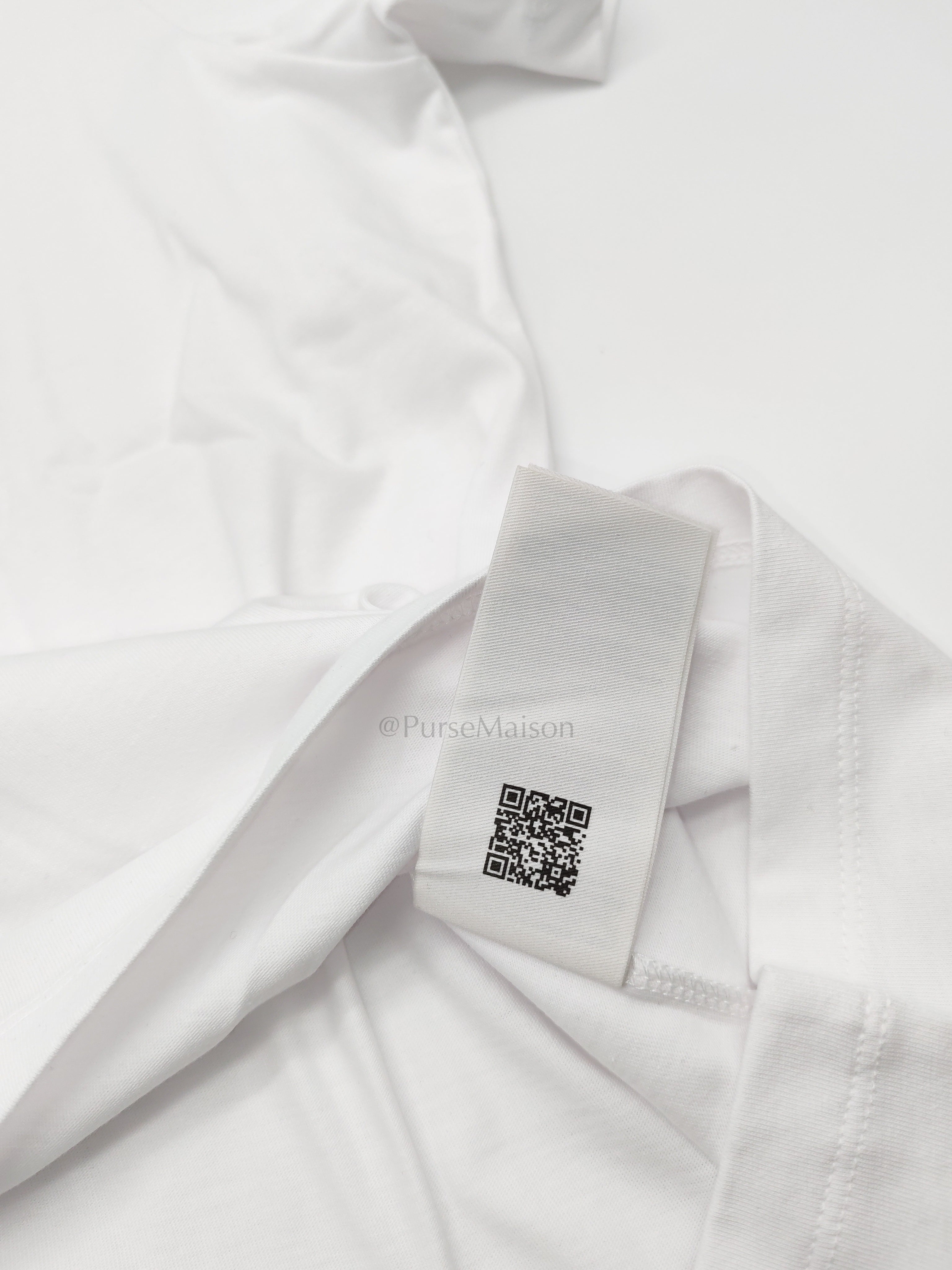 Ami De Coeur Cotton T-Shirt in White Size Large