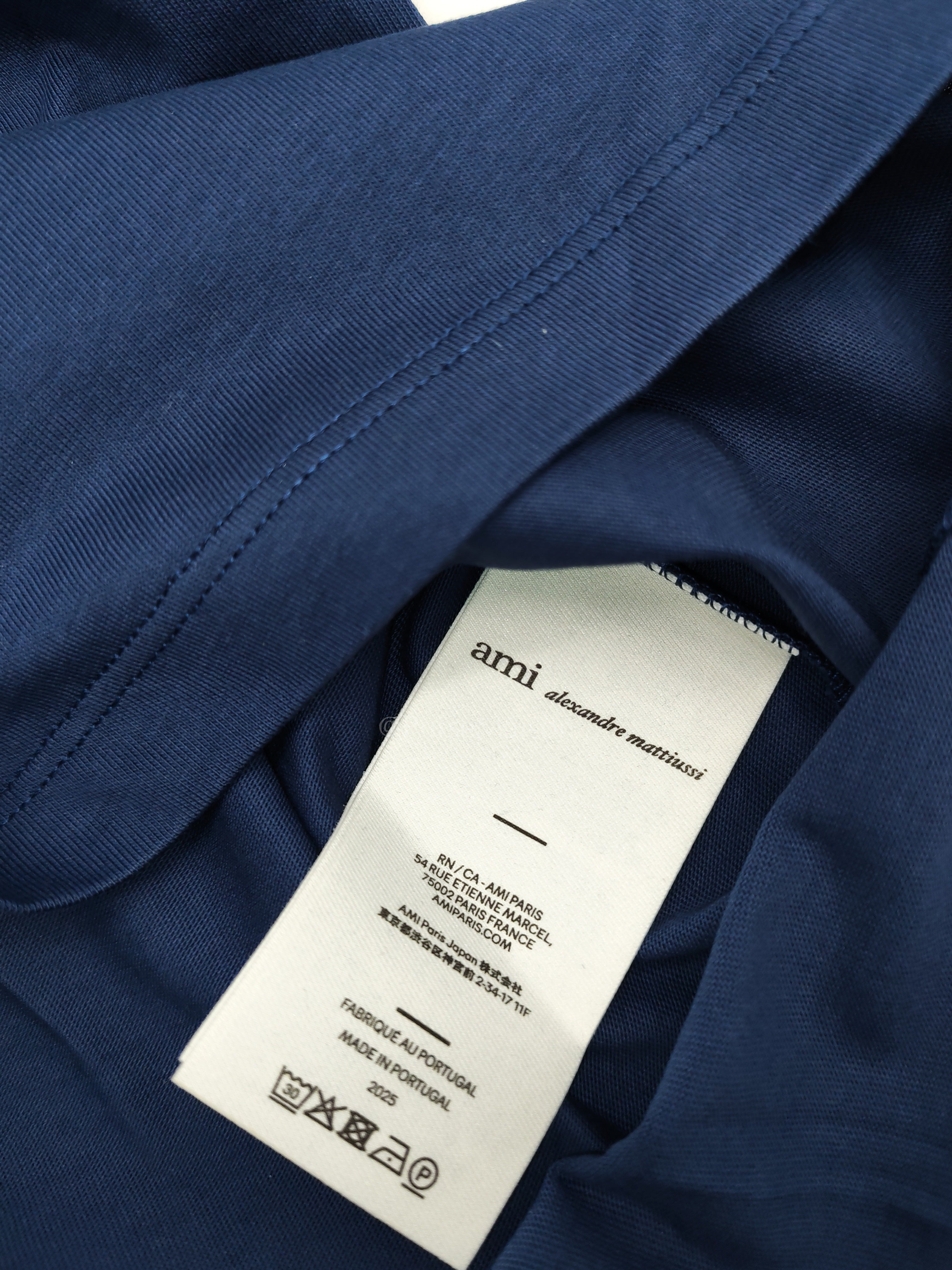 Ami De Coeur Cotton T-Shirt in Blue Size Small