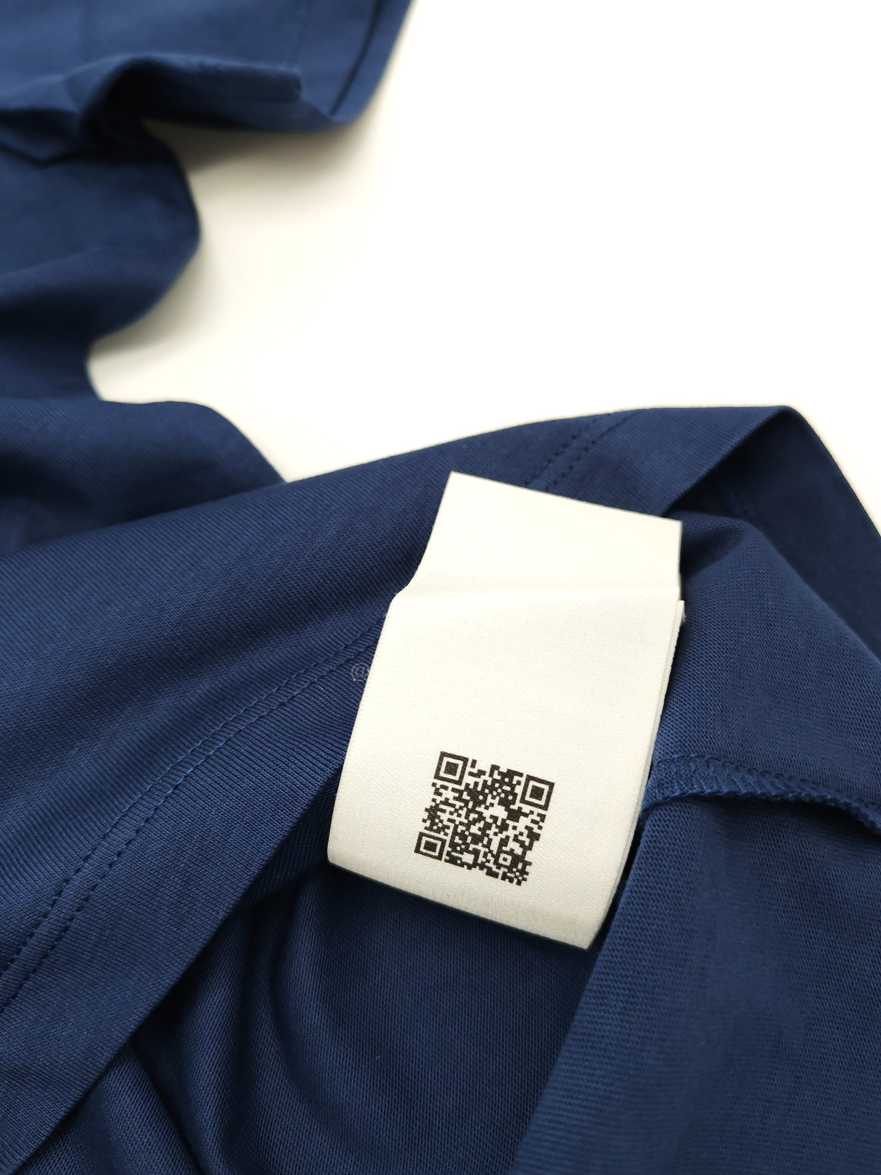Ami De Coeur Cotton T-Shirt in Blue Size Small