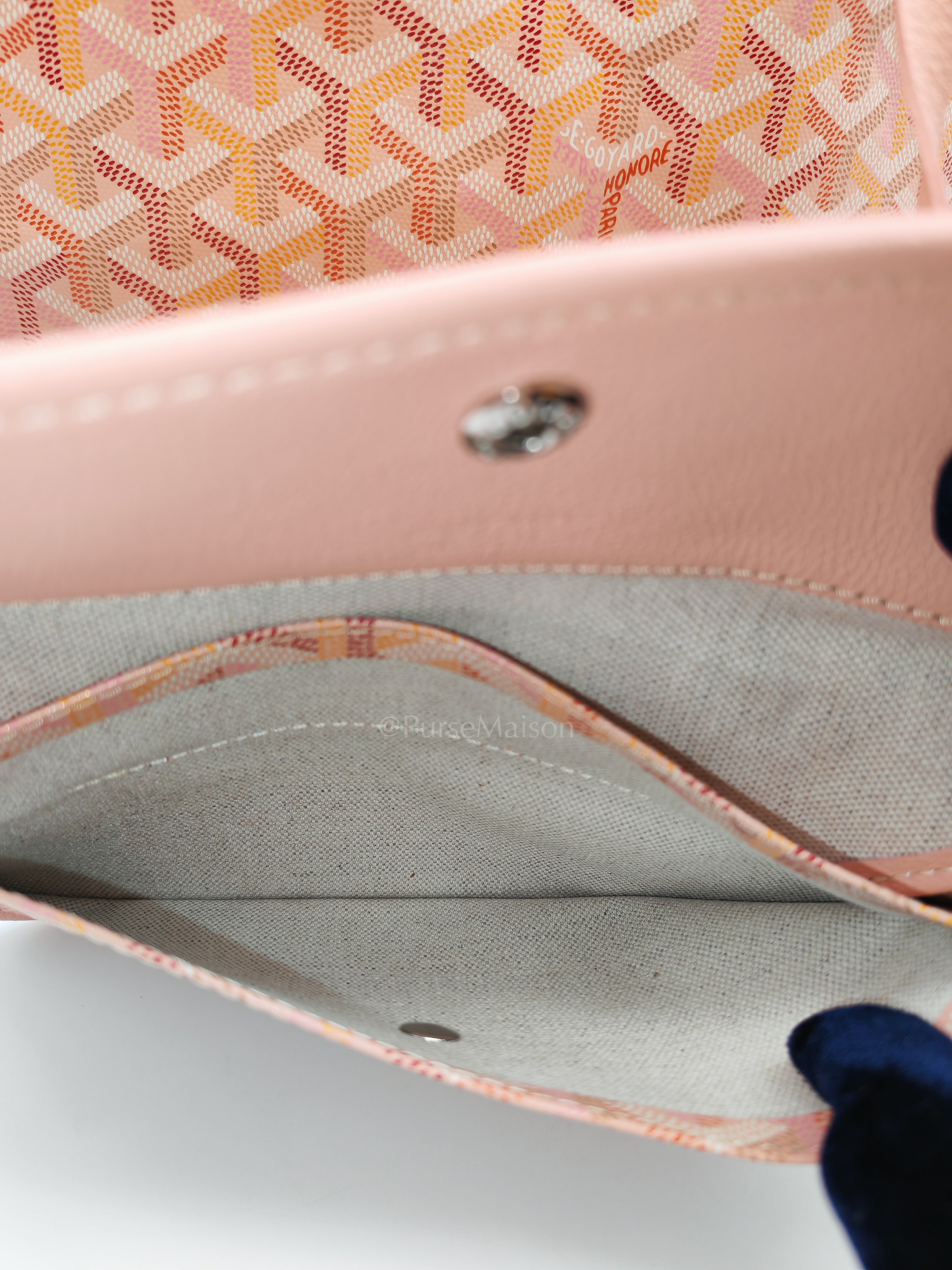 Saint Louis PM Powder Pink with Croc Universel Clip Charm in Goyardine Canvas Tote Bag (Limited Edition)