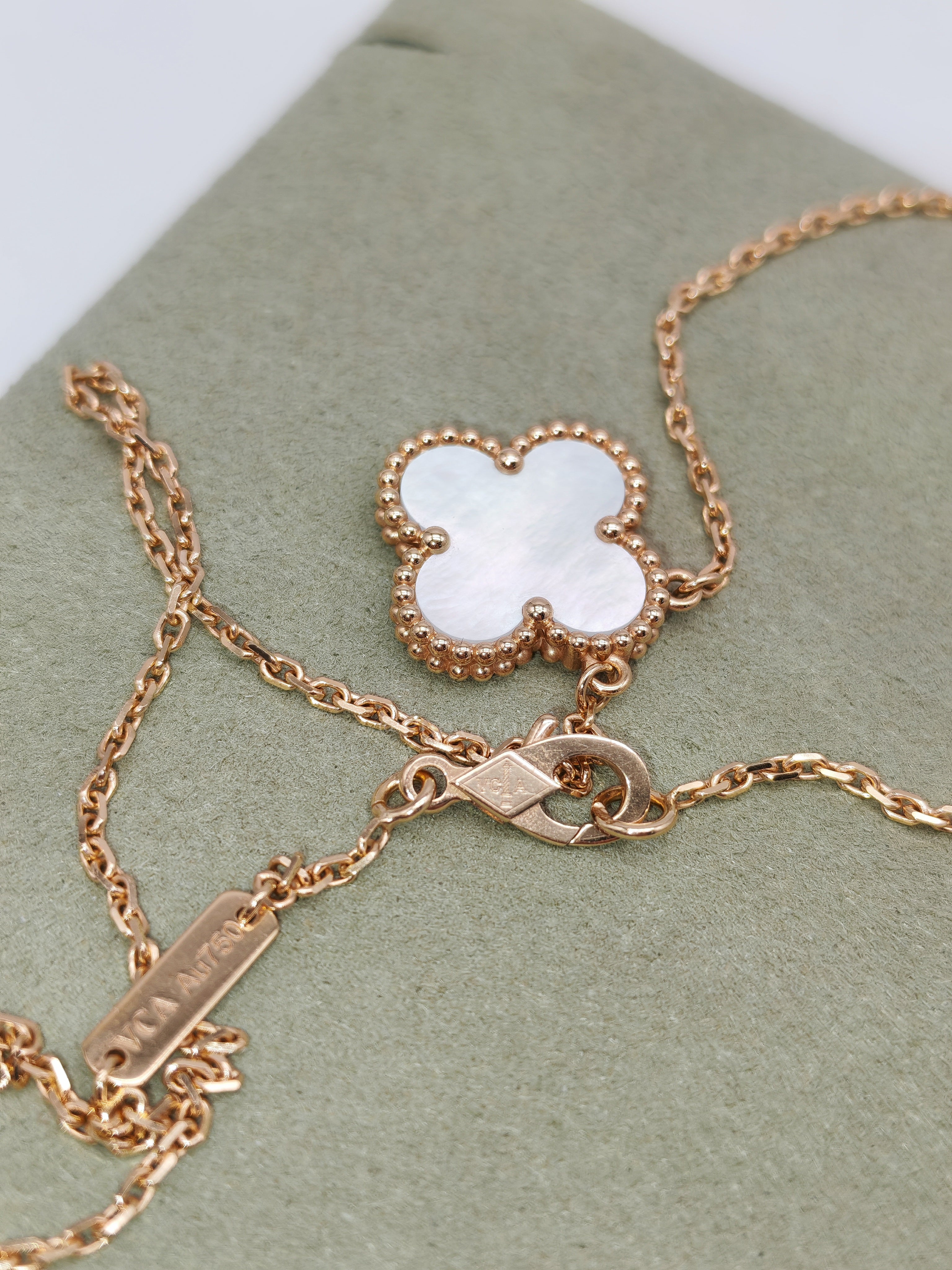 Vintage Alhambra White Mother of Pearl Pendant & Yellow Gold Necklace (Year 2025)