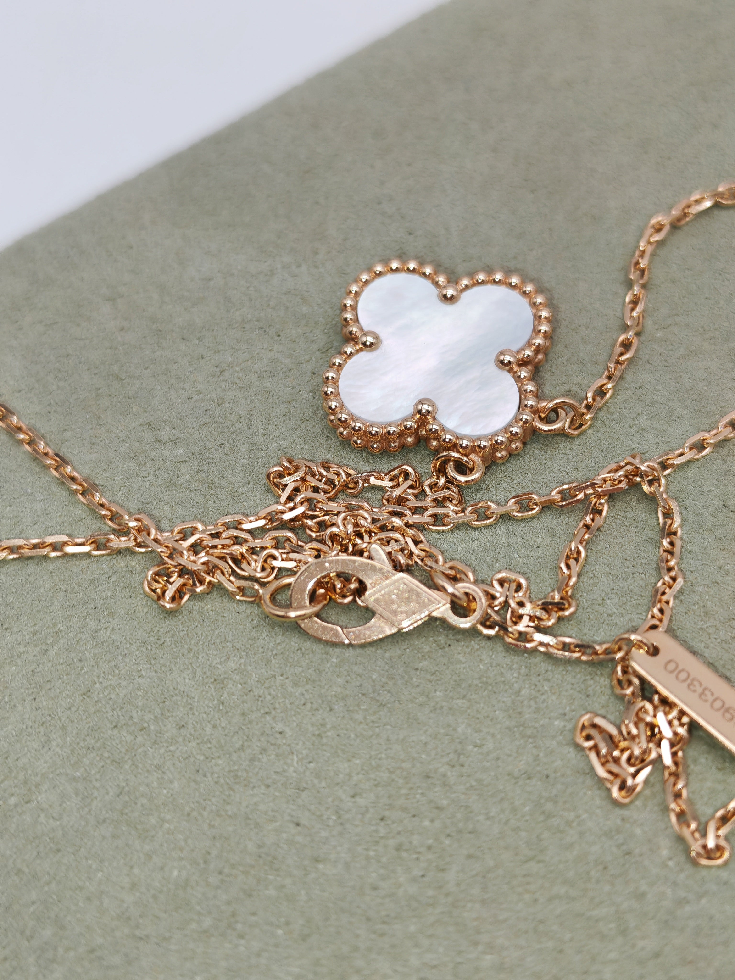 Vintage Alhambra White Mother of Pearl Pendant & Yellow Gold Necklace (Year 2025)