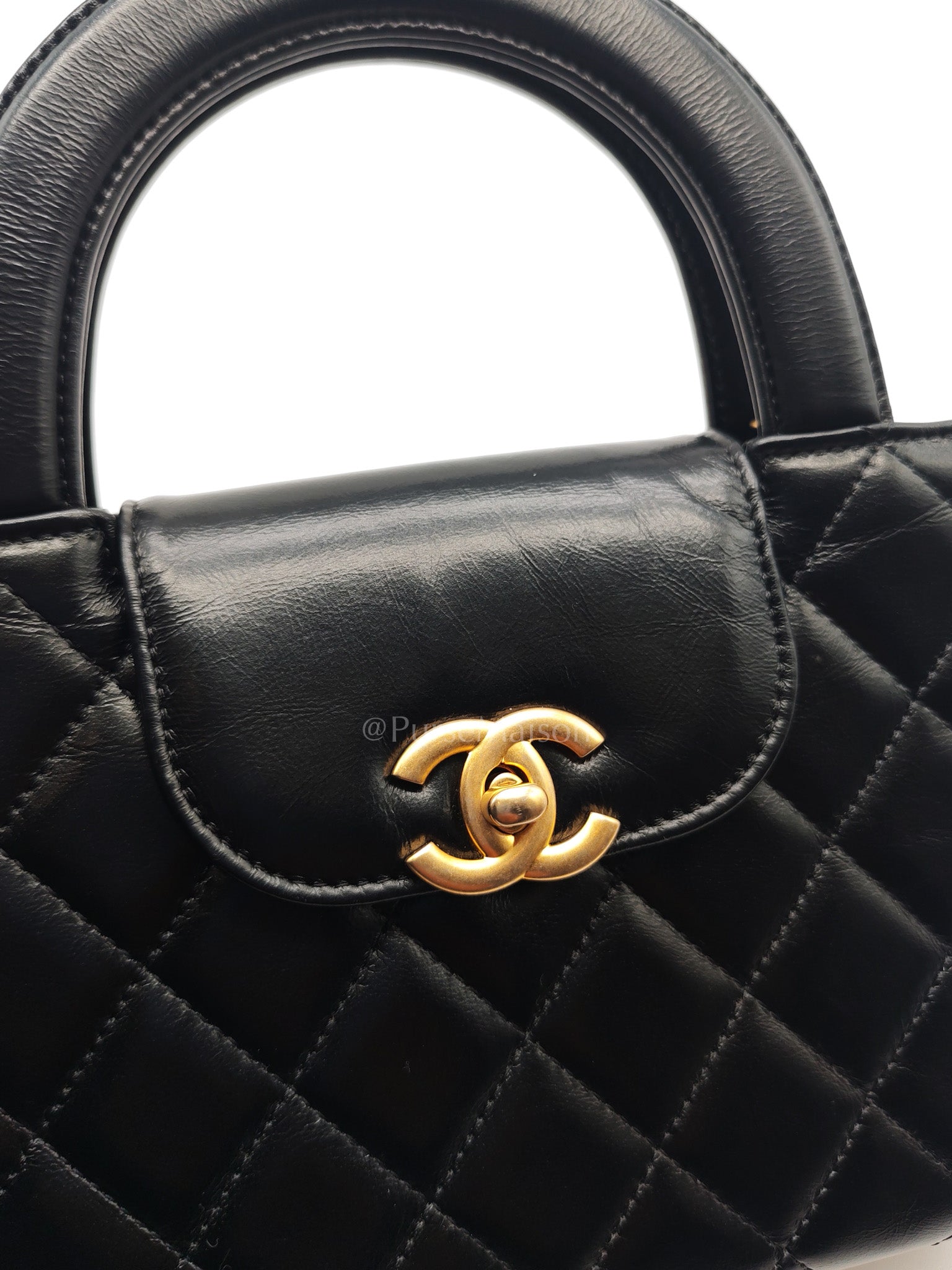 CC Kelly Small in Black Calfskin Leather & Aged Gold Hardware (Microchip)