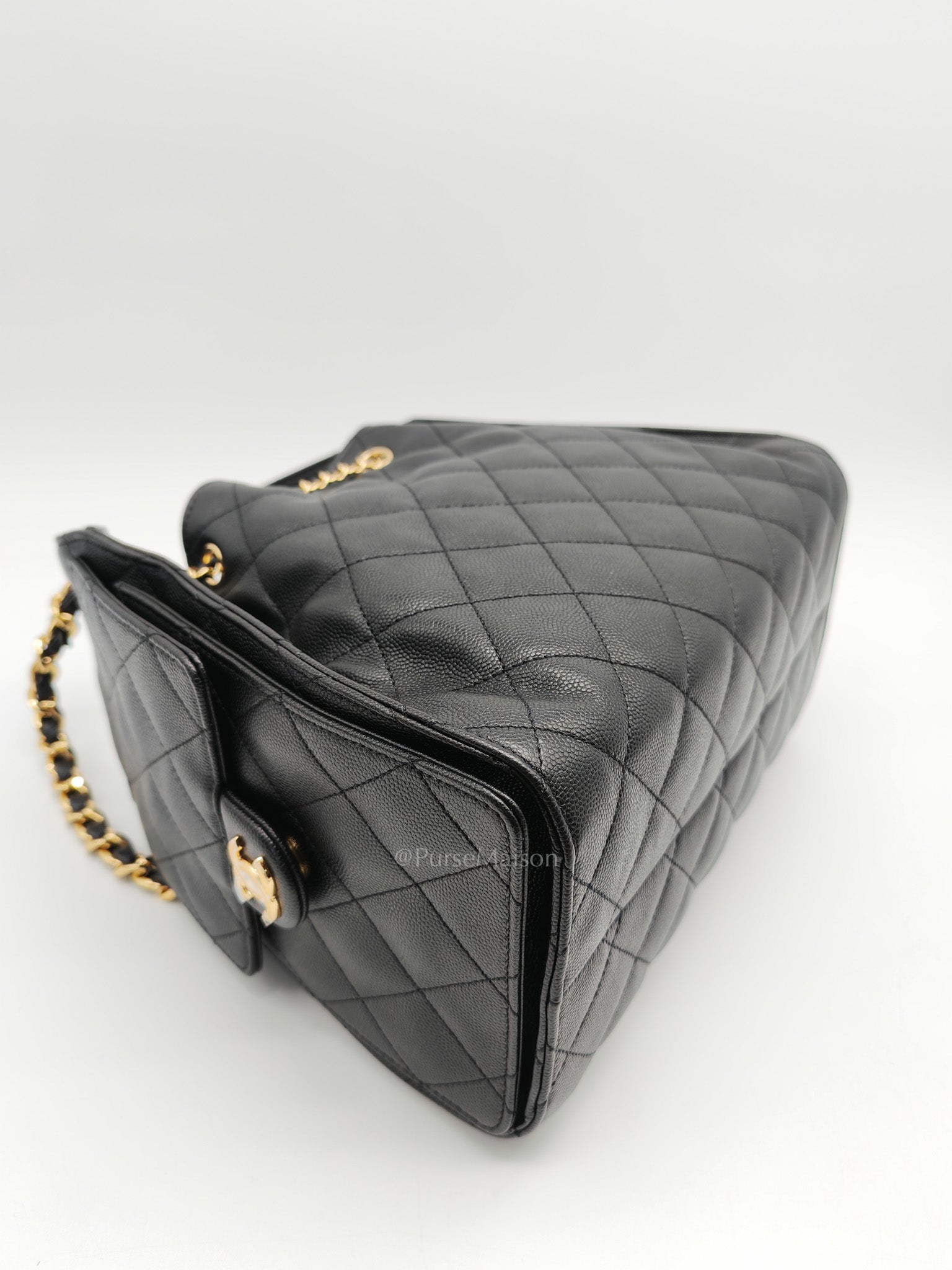 25 Small Black Caviar Leather in Shiny Gold Hardware (Microchip)