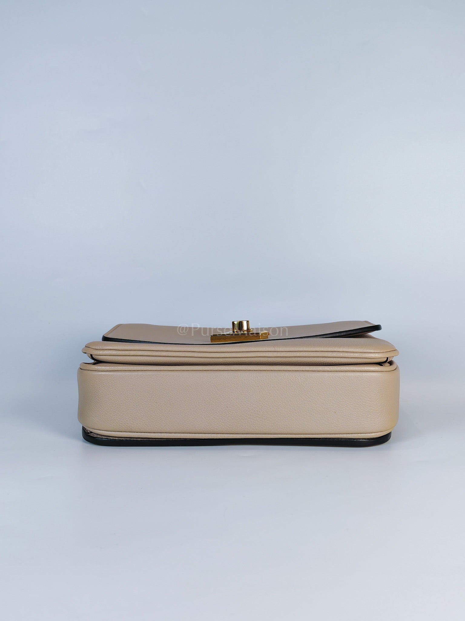 Oxford Lock Me Greige in Grained Calfskin Leather Crossbody Bag (Microchip) | Purse Maison Luxury Bags Shop