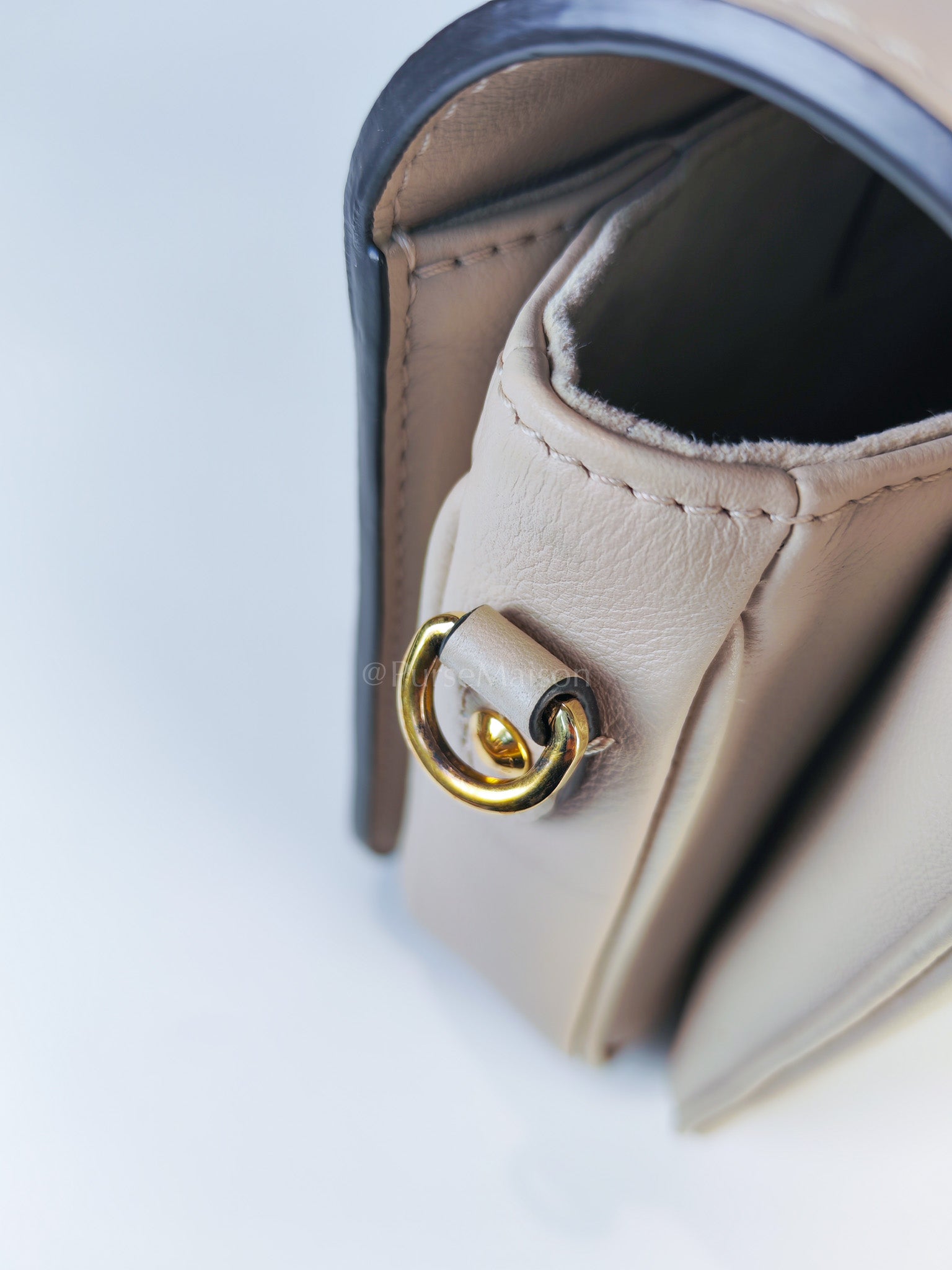 Oxford Lock Me Greige in Grained Calfskin Leather Crossbody Bag (Microchip) | Purse Maison Luxury Bags Shop