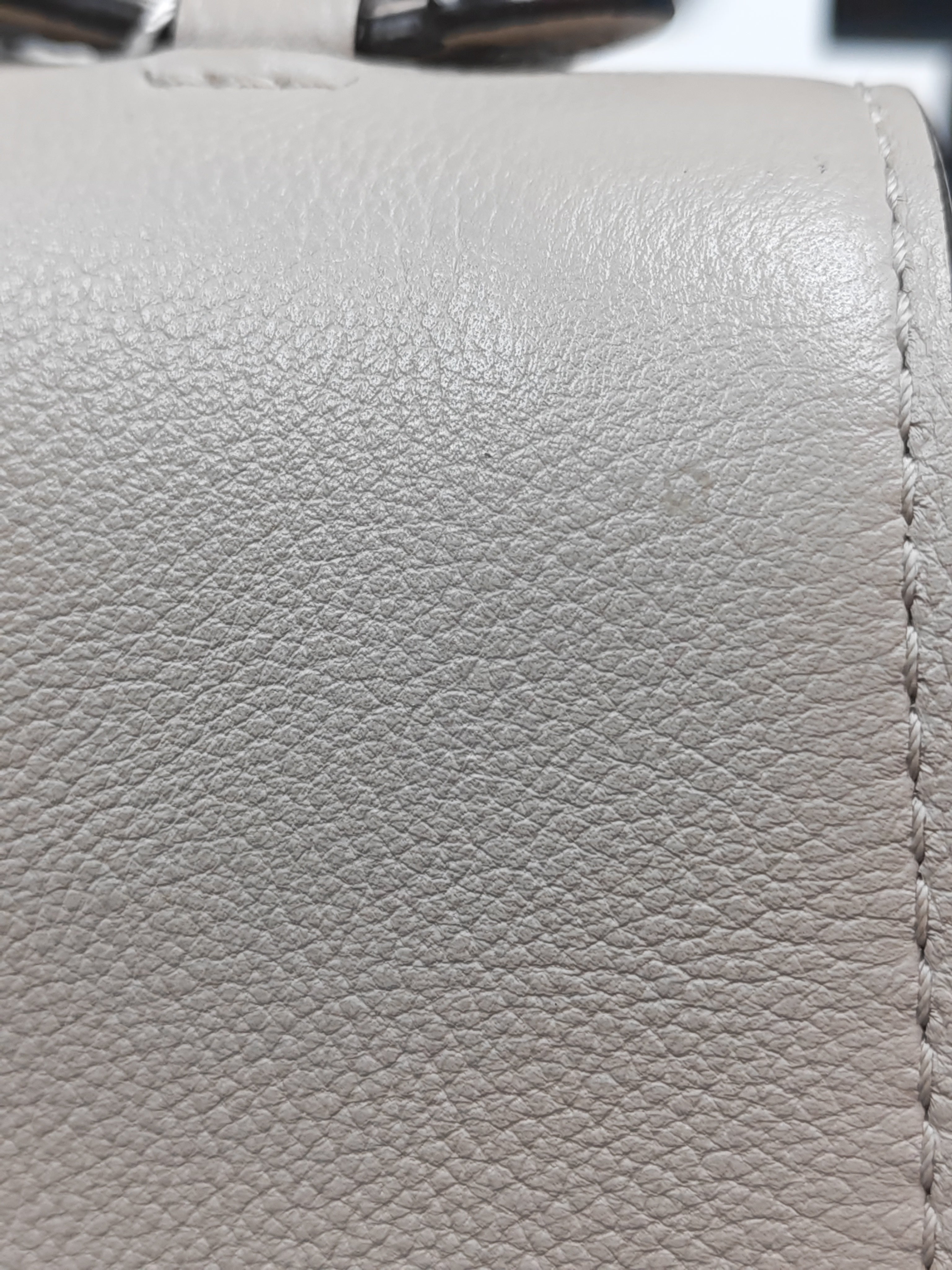 Oxford Lock Me Greige in Grained Calfskin Leather Crossbody Bag (Microchip) | Purse Maison Luxury Bags Shop