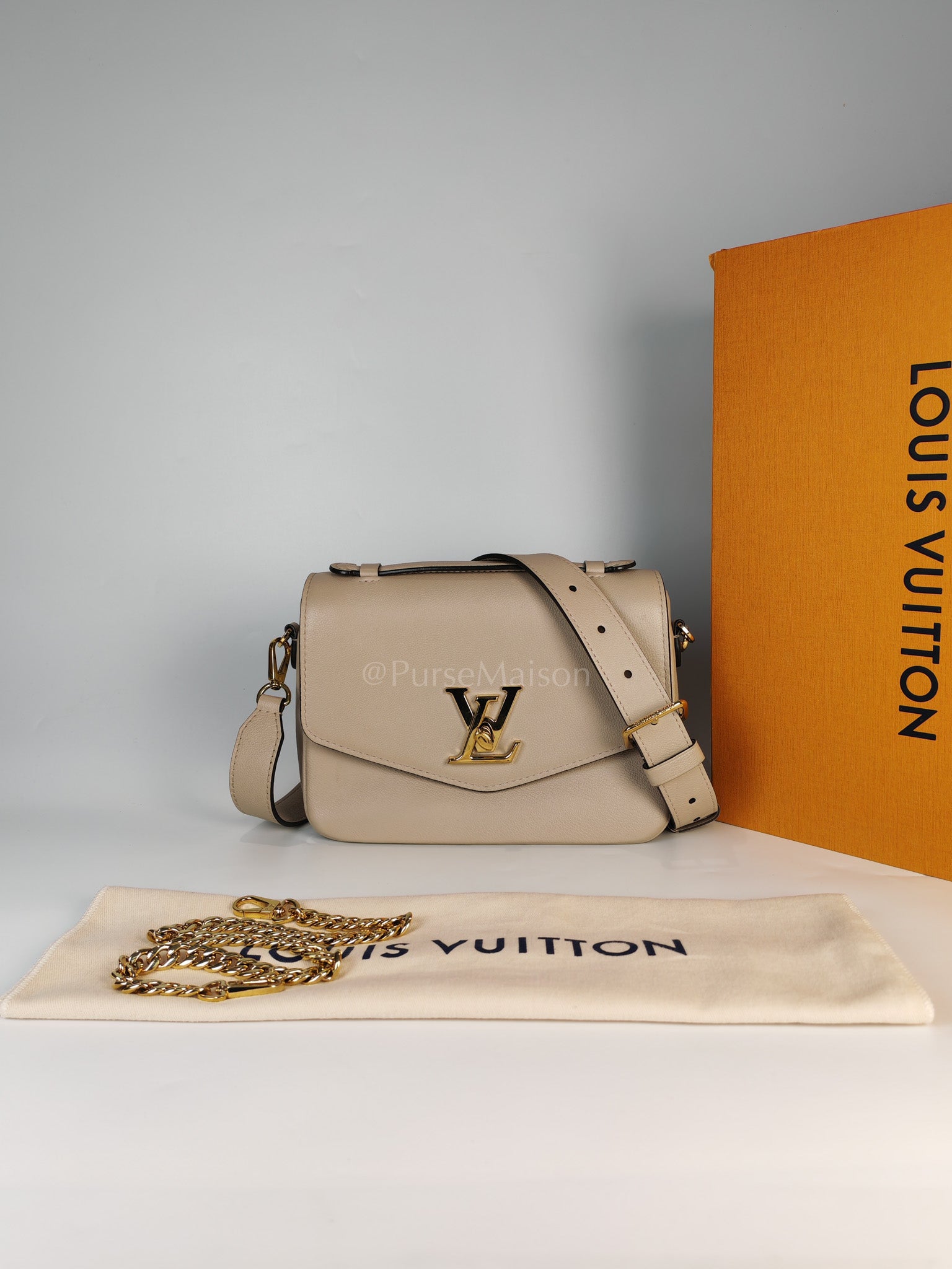 Oxford Lock Me Greige in Grained Calfskin Leather Crossbody Bag (Microchip) | Purse Maison Luxury Bags Shop