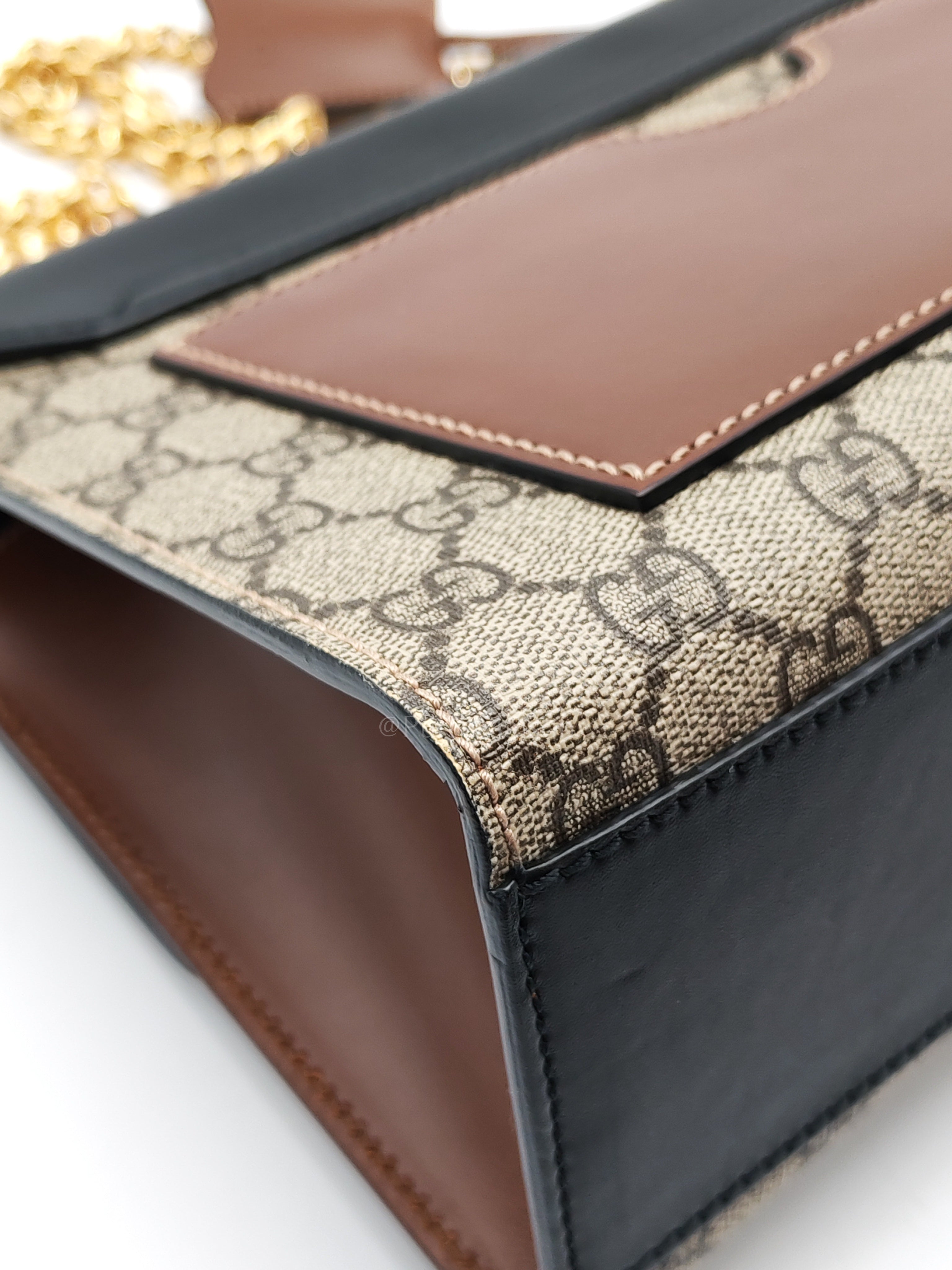 Padlock Shoulder Bag Medium in GG Supreme Canvas & Gold Hardware | Purse Maison Luxury Bags Shop