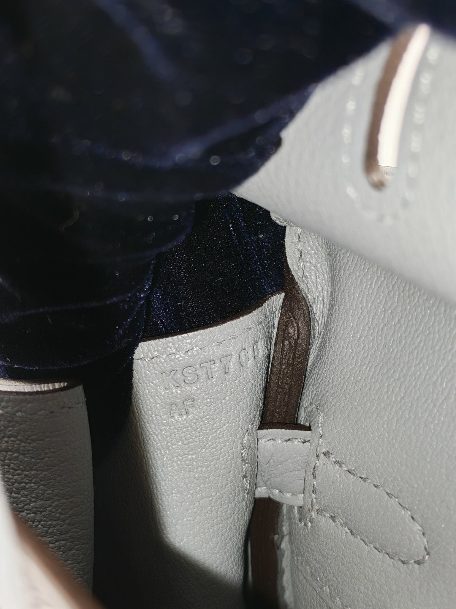 Birkin 25 in Gris Pantin Togo Leather & Palladium Hardware Stamp K(2025)