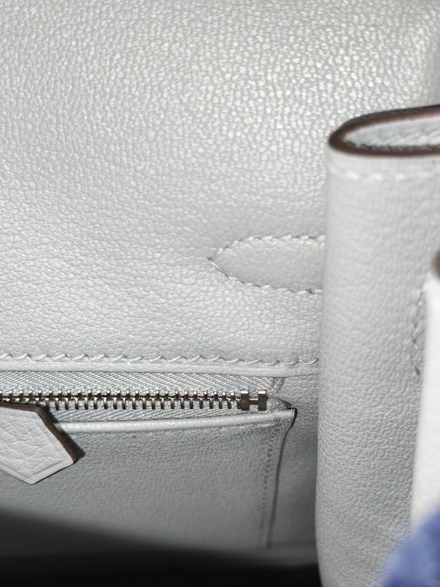 Birkin 25 in Gris Pantin Togo Leather & Palladium Hardware Stamp K(2025)