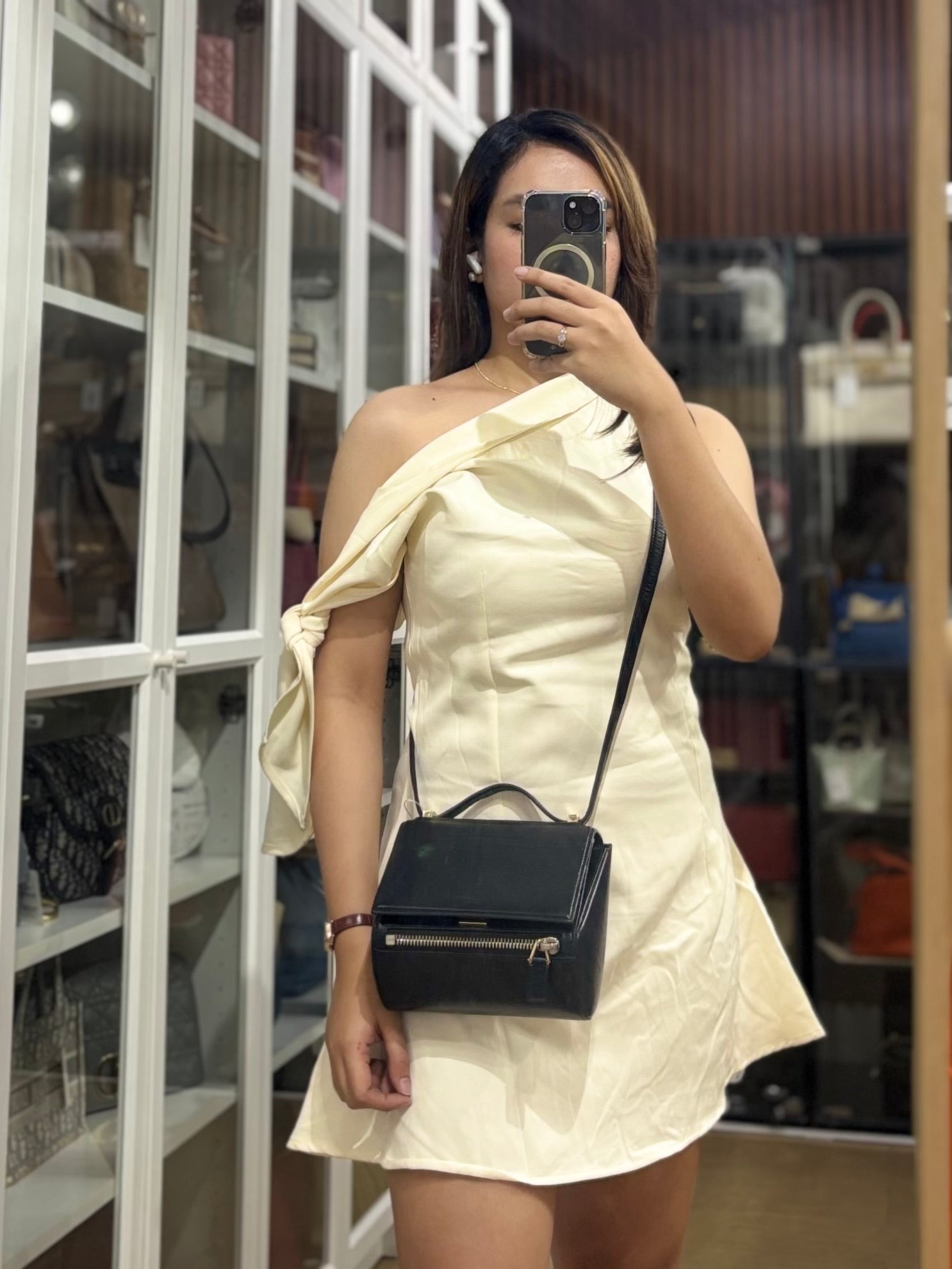 Pandora Box Mini in Black Grained Leather | Purse Maison Luxury Bags Shop