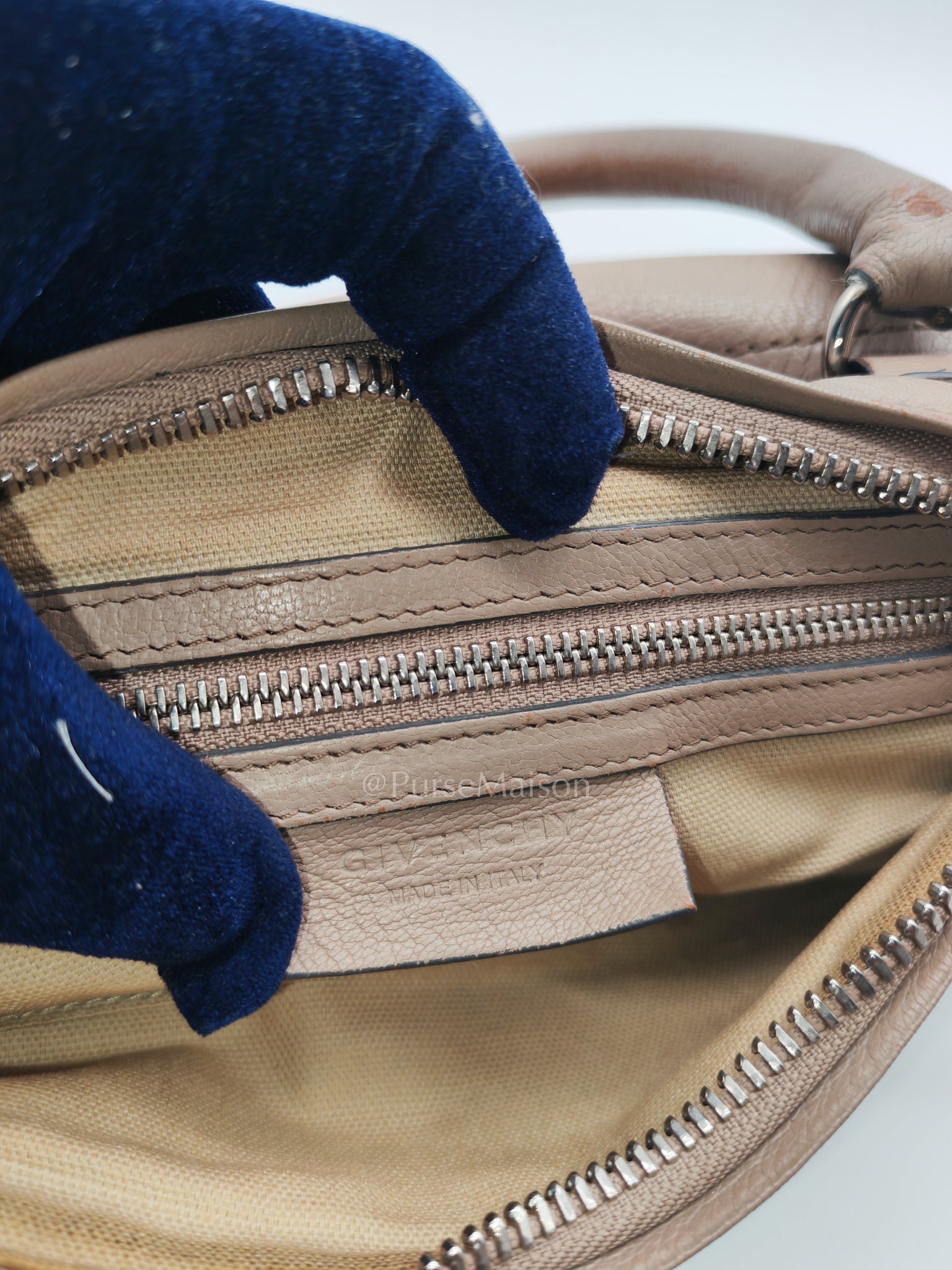 Pandora Small in Grained Goatskin Leather Crossbody Bag | Purse Maison Luxury Bags Shop