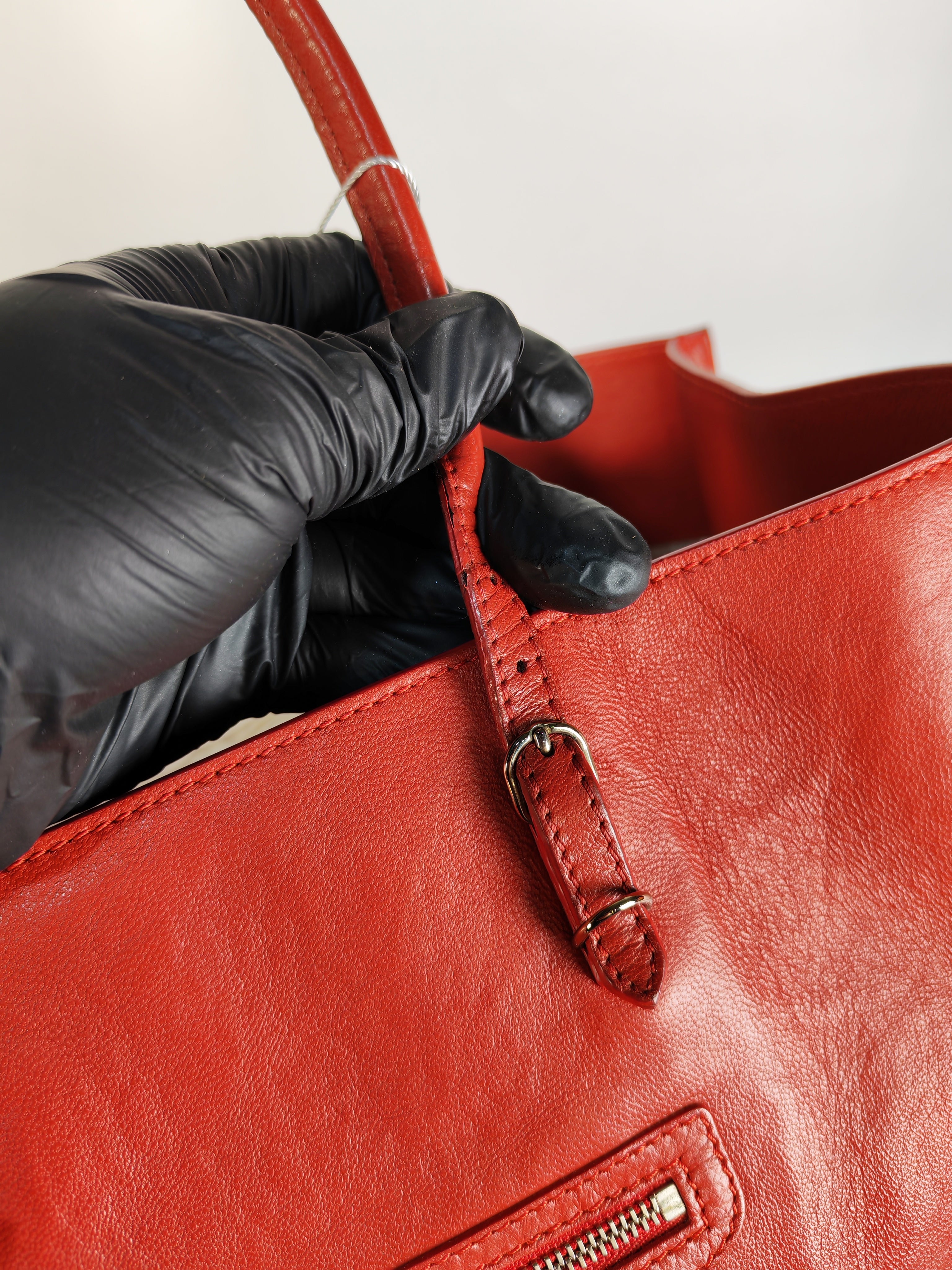 Papier A4 40 in Red Calfskin Leather Tote Bag | Purse Maison Luxury Bags Shop