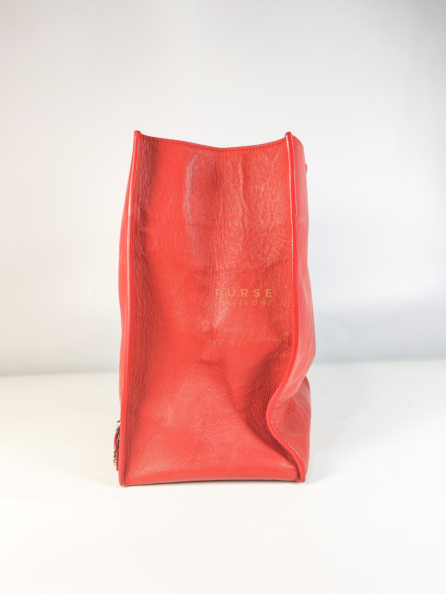 Papier A4 40 in Red Calfskin Leather Tote Bag | Purse Maison Luxury Bags Shop