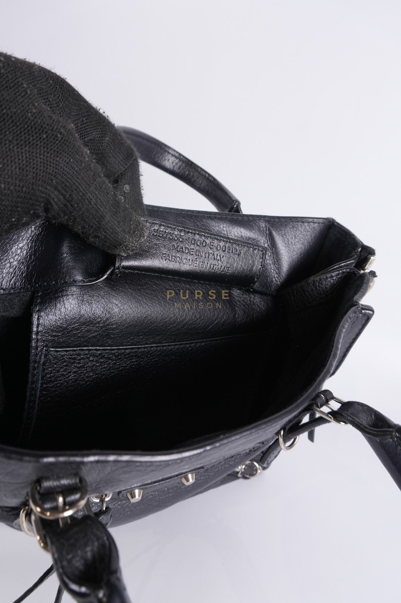 Papier A4 Mini Tote Black in Calfskin Leather | Purse Maison Luxury Bags Shop