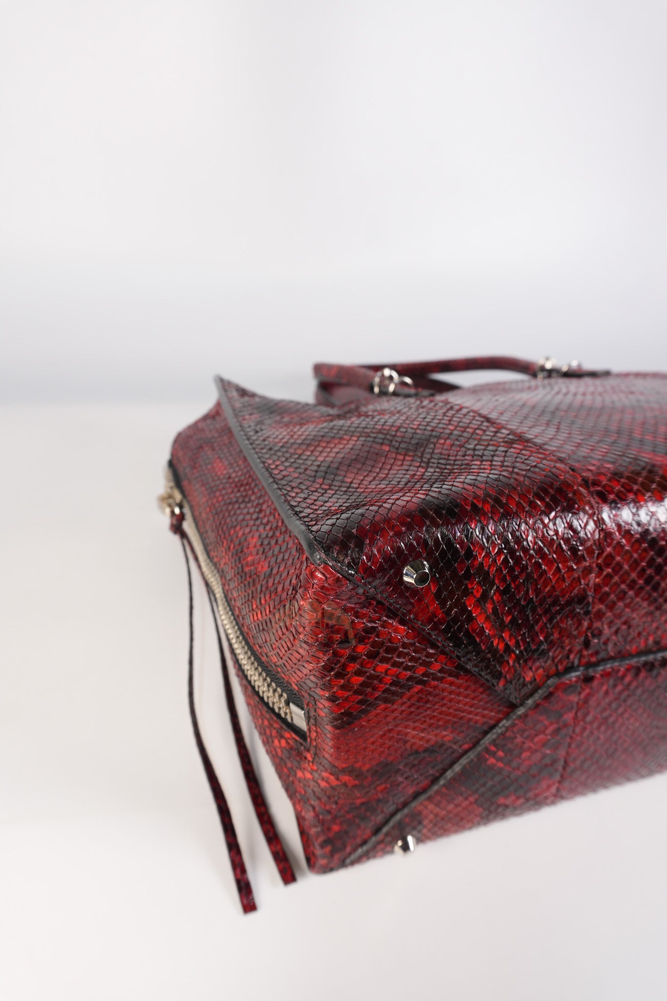 Papier A6 Red/Black Python Exotic Leather Zip Around Crossbody Bag | Purse Maison Luxury Bags Shop