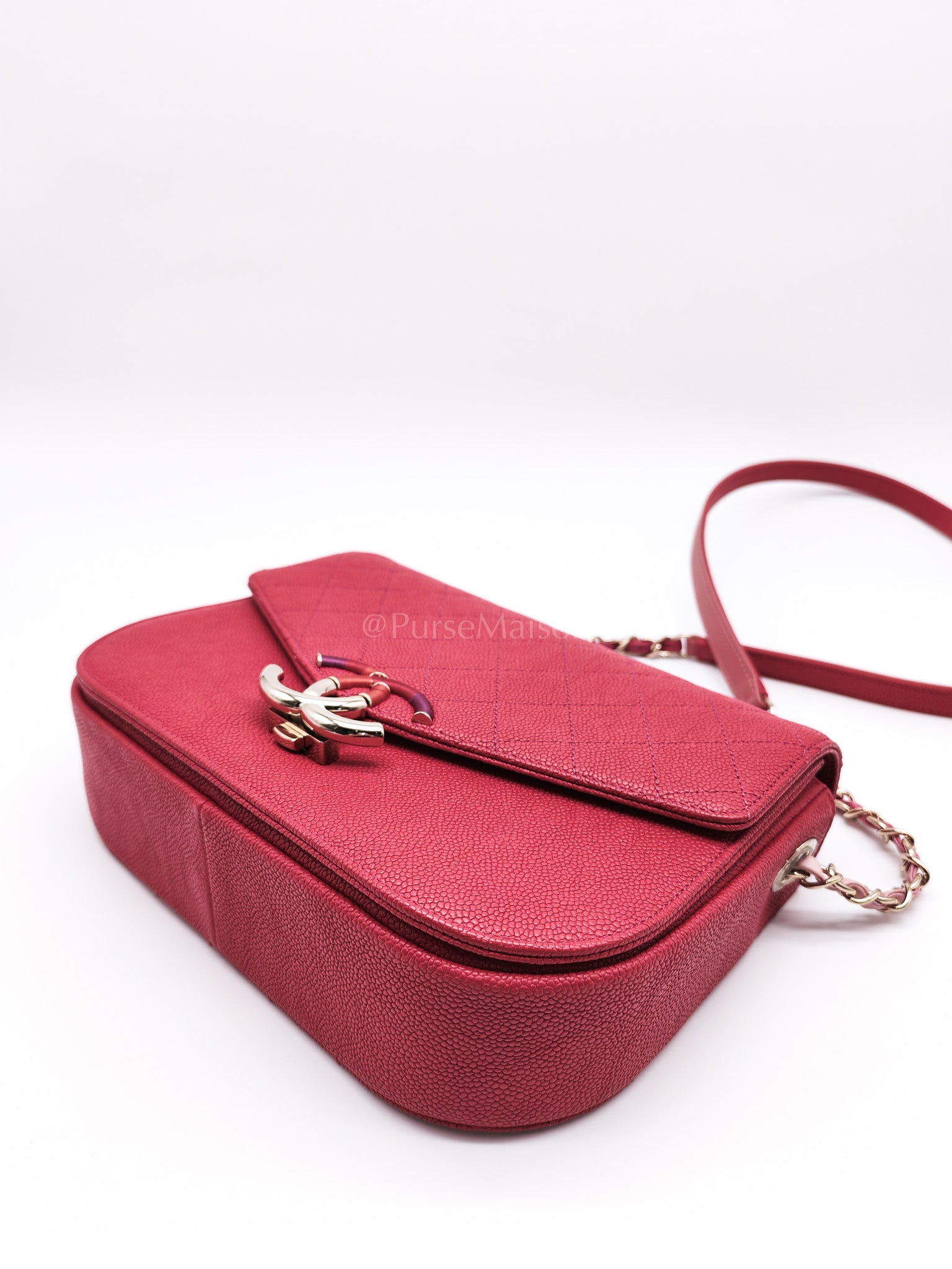 Paris-Cuba Thread Around Flap in Red Cavial Leather and Light Gold Hardware Series 25 | Purse Maison Luxury Bags Shop