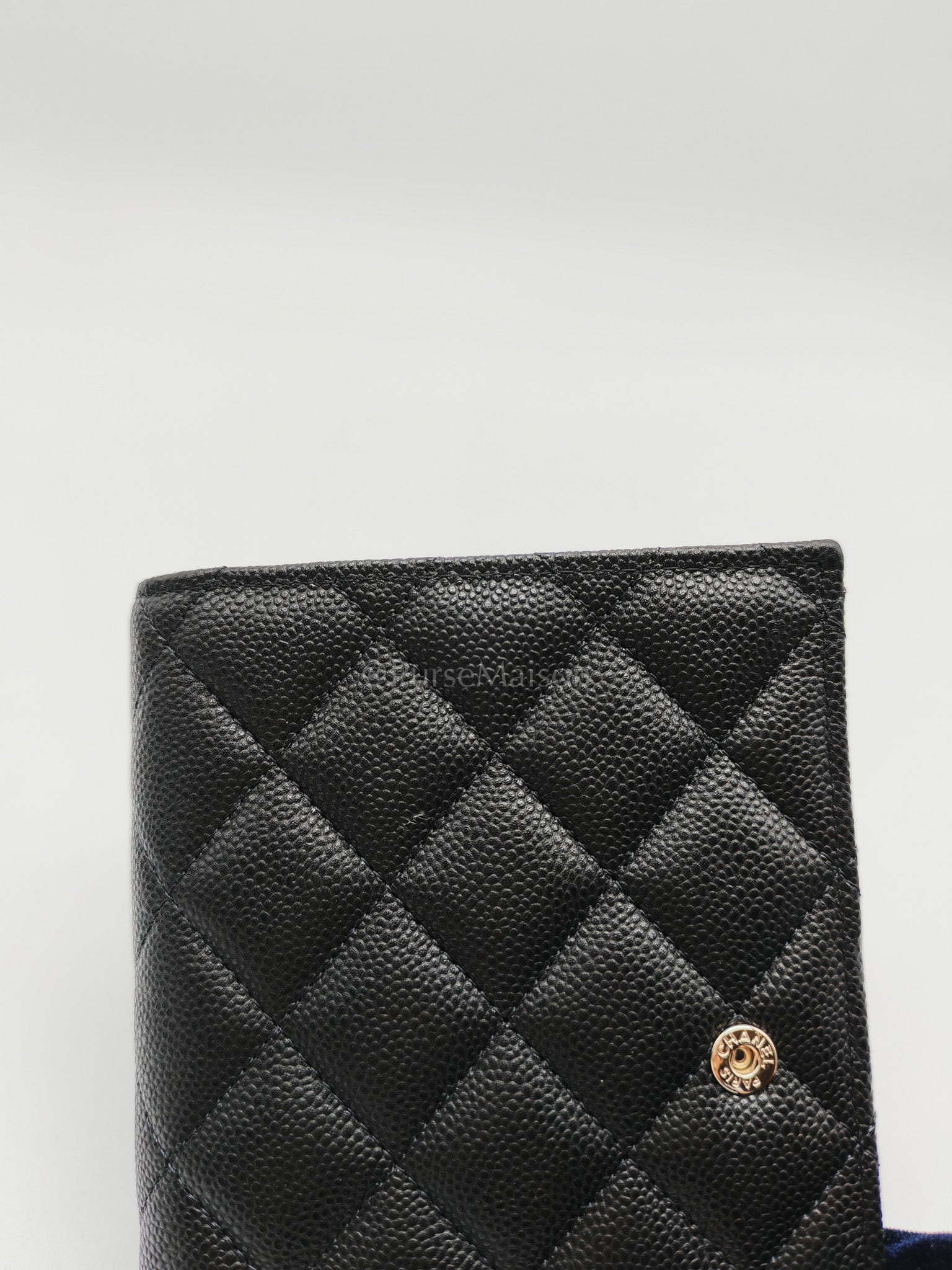 Passport Holder in Black Caviar Leather and Light Gold Hardware (Microchip) PT****7C | Purse Maison Luxury Bags Shop