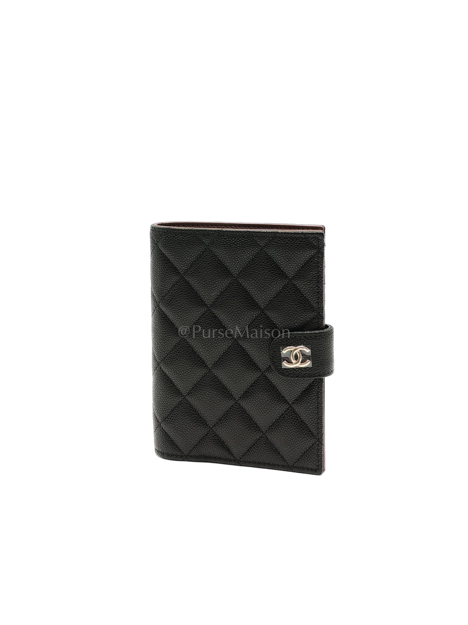 Passport Holder in Black Caviar Leather and Light Gold Hardware (Microchip) PT****7C | Purse Maison Luxury Bags Shop