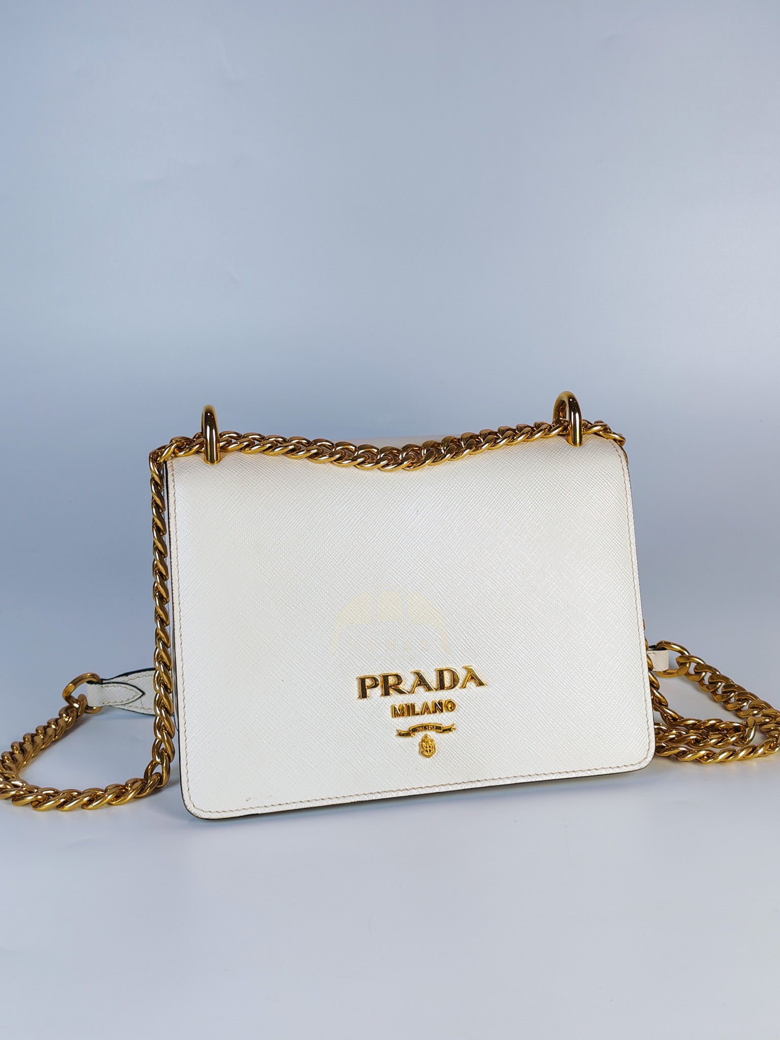 Pattina in Bianco Saffiano Leather Chain Shoulder Bag | Purse Maison Luxury Bags Shop